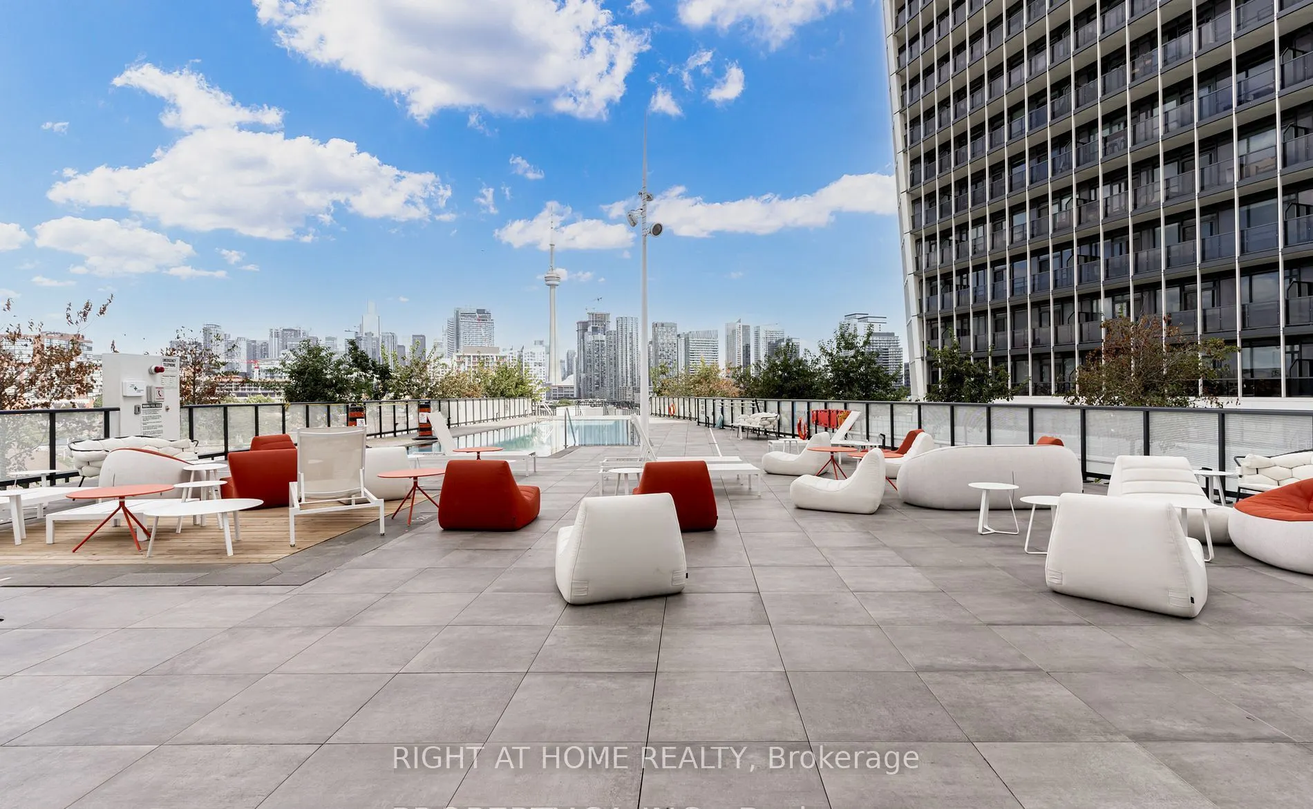 50 Ordnance Street, #1302