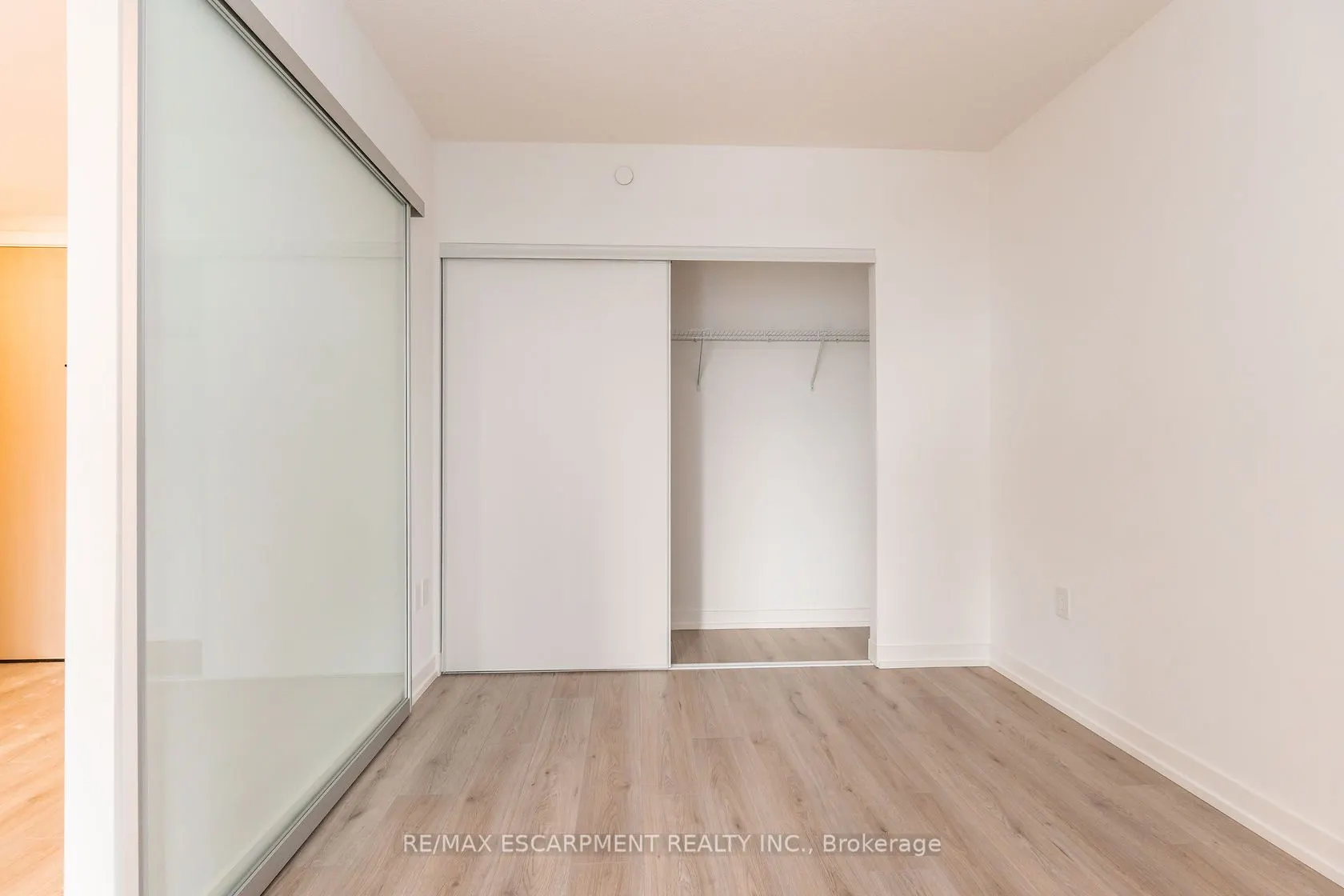 395 Bloor Street E, #2201