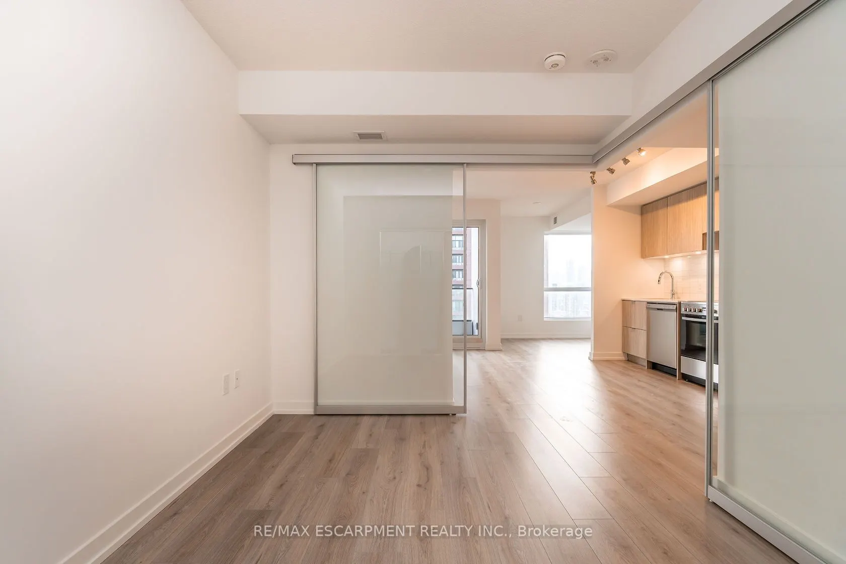 395 Bloor Street E, #2201
