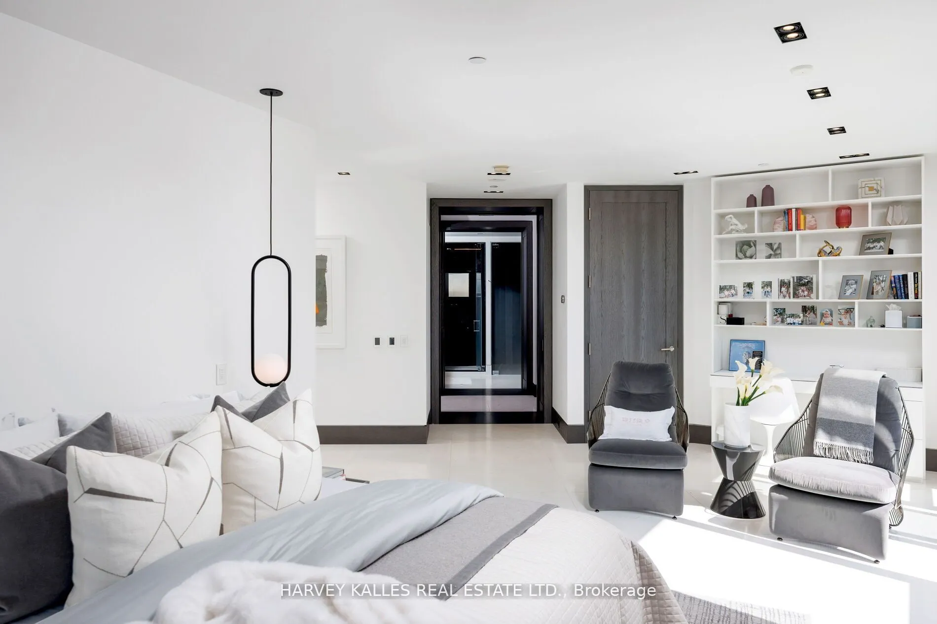 181 Davenport Road, #PH1201
