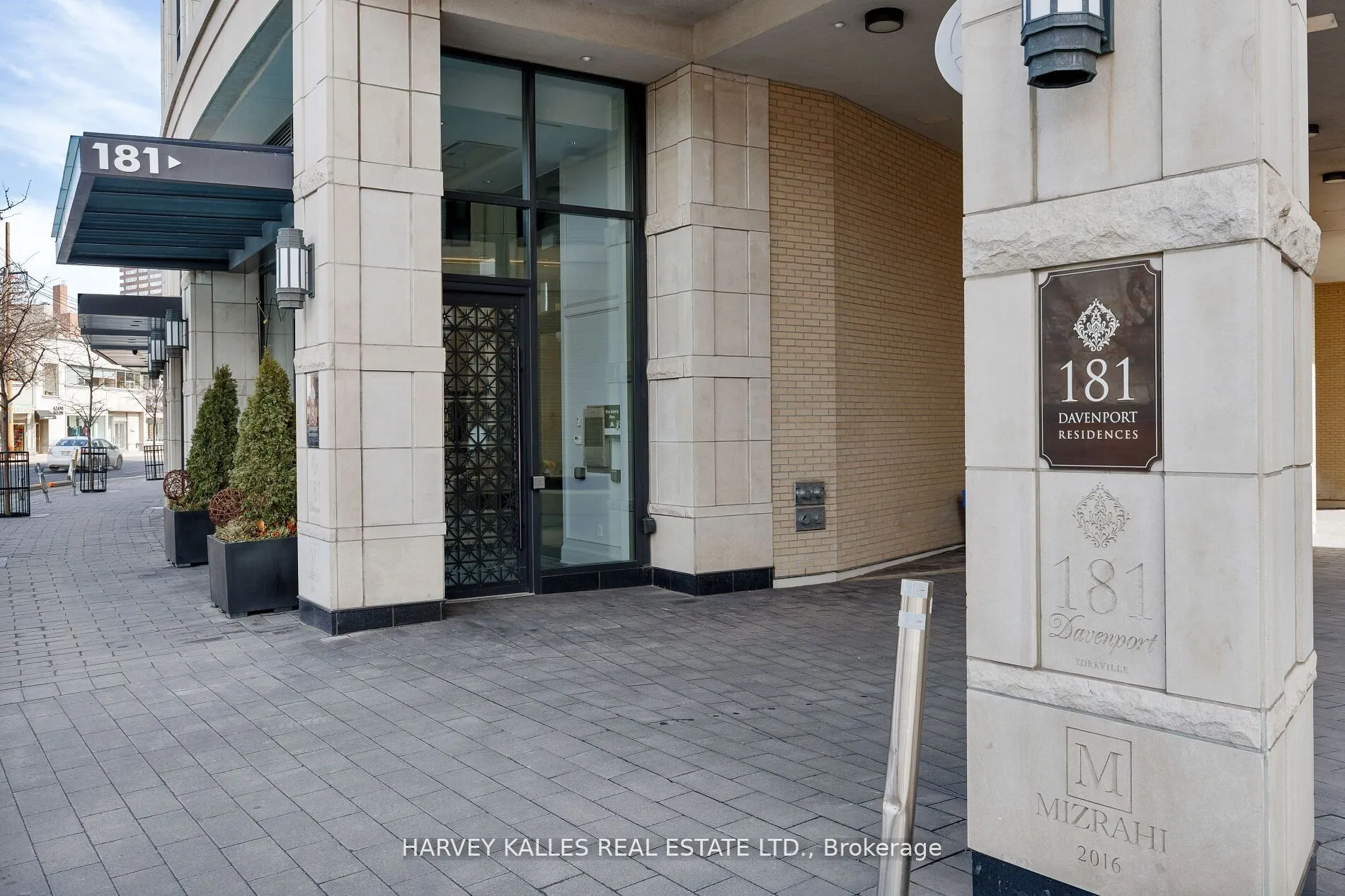 181 Davenport Road, #PH1201