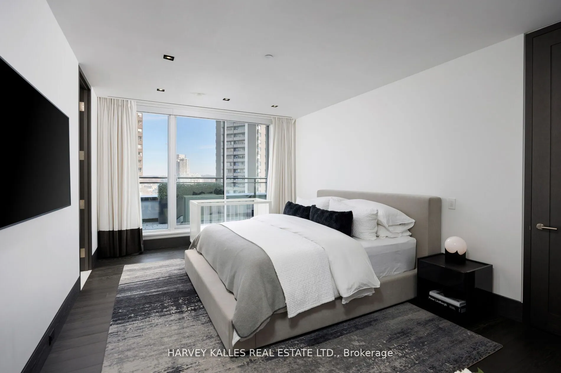 181 Davenport Road, #PH1201