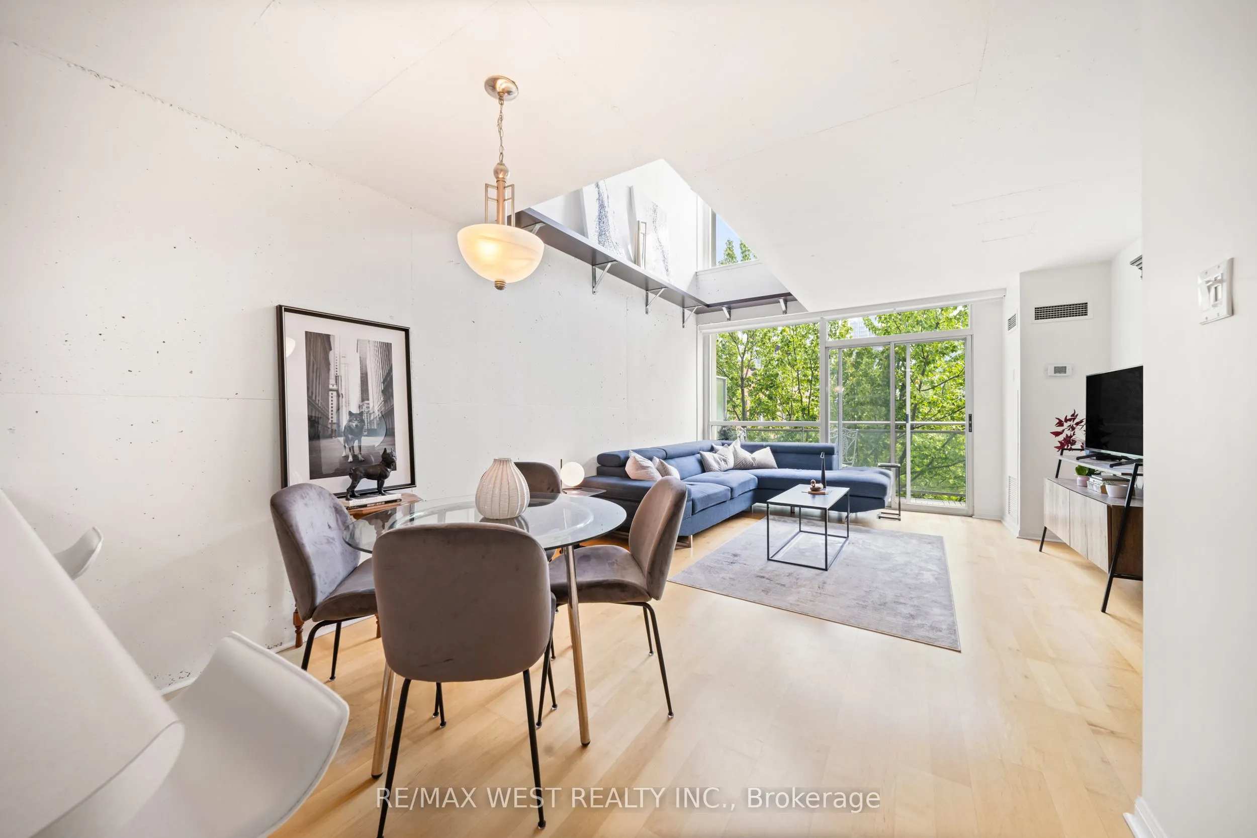 954 King Street W, #510