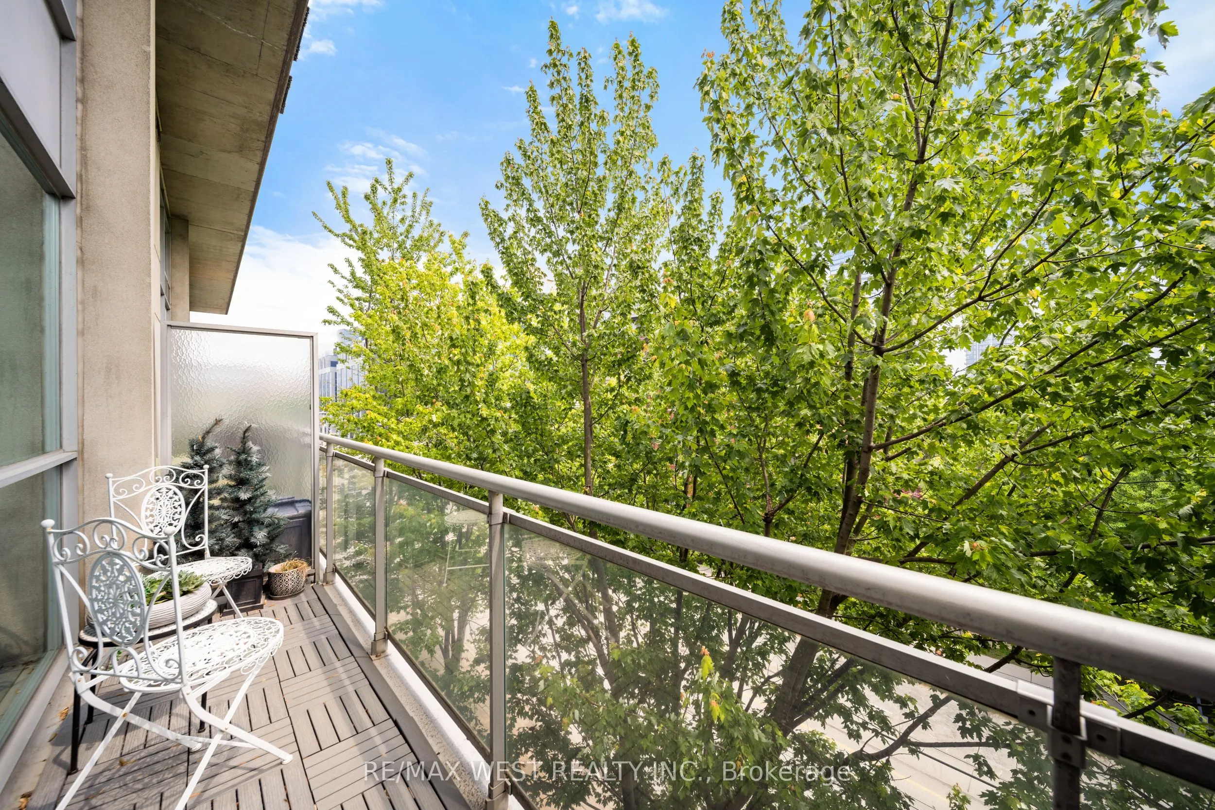 954 King Street W, #510