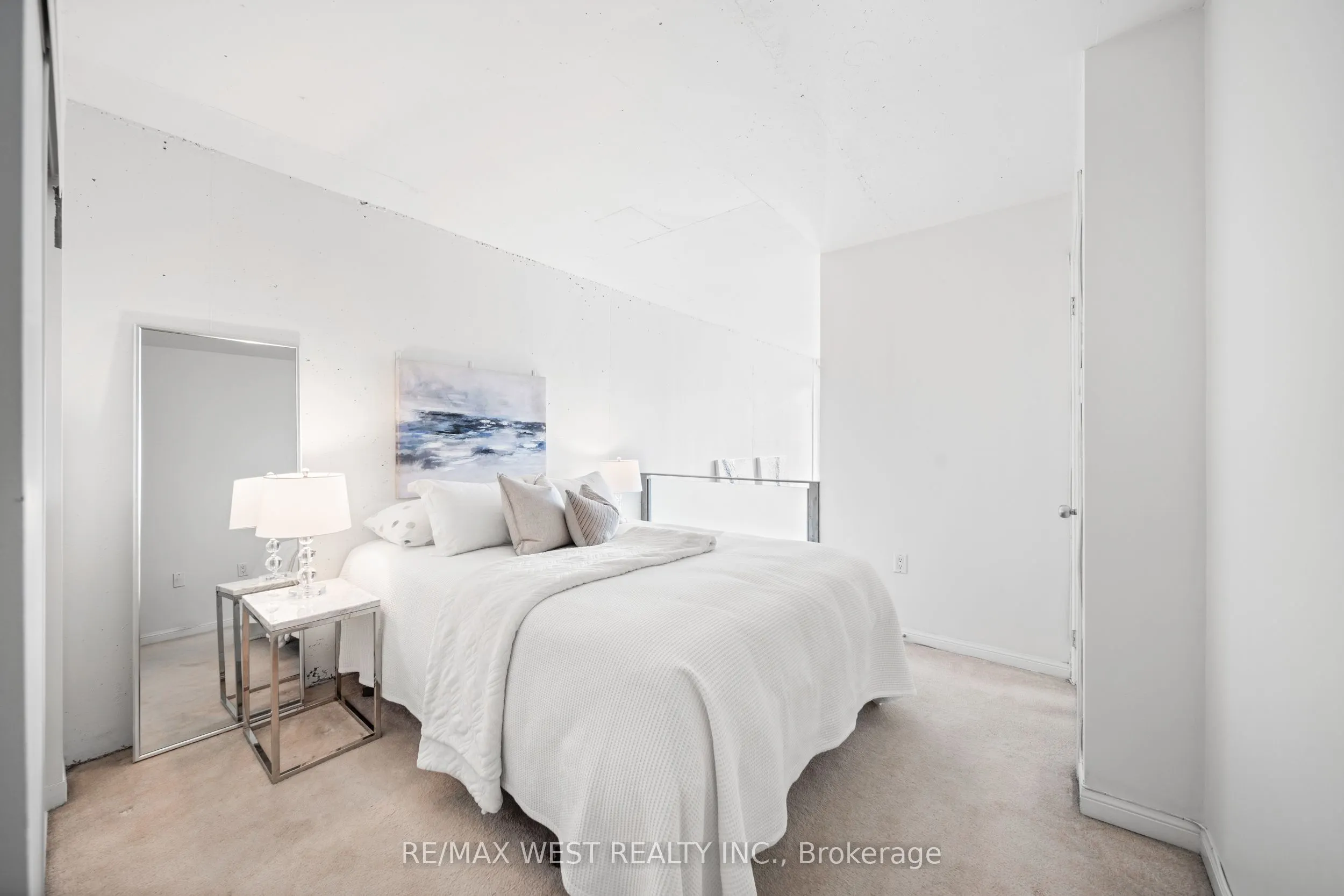 954 King Street W, #510