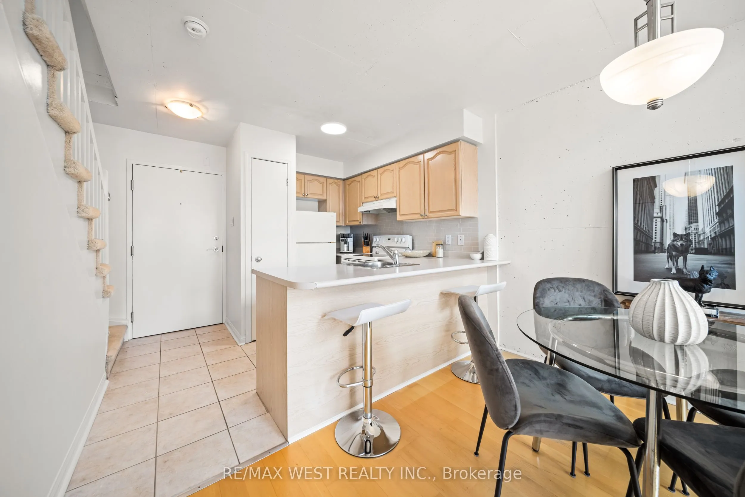 954 King Street W, #510