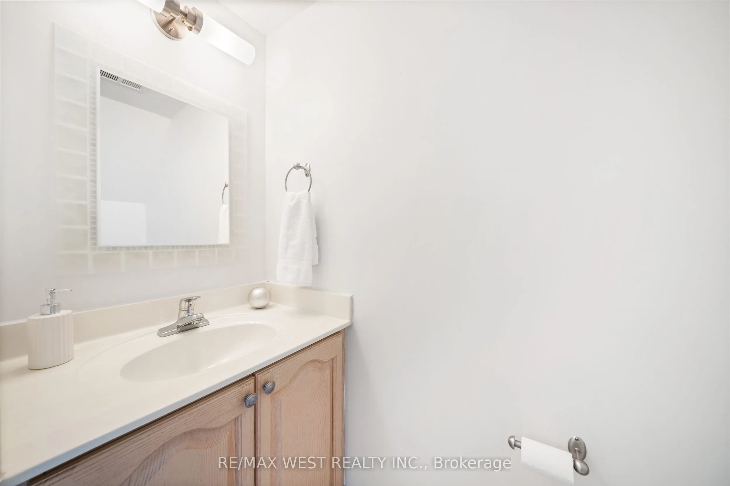 954 King Street W, #510
