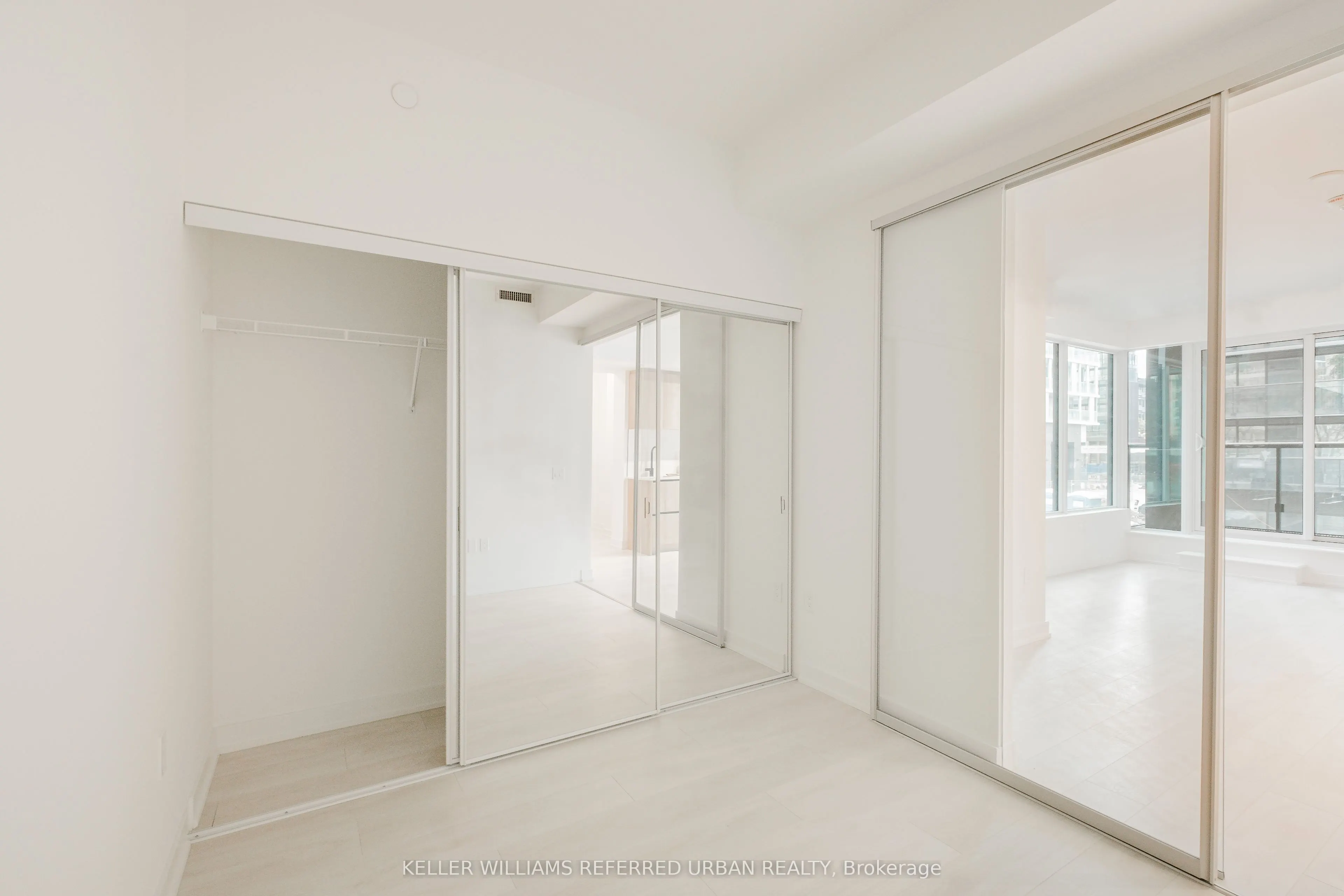 127 Broadway Avenue, #207