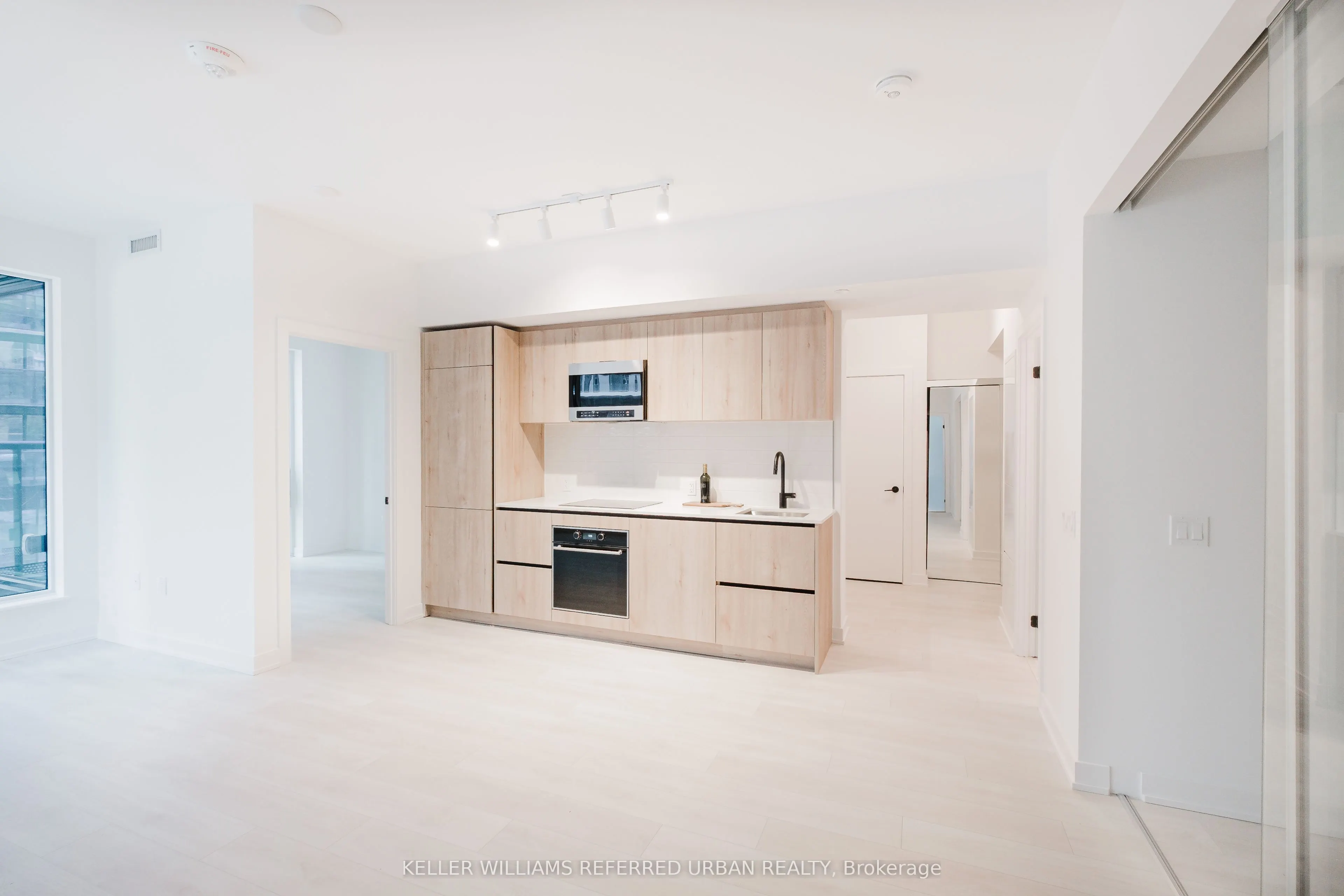 127 Broadway Avenue, #207