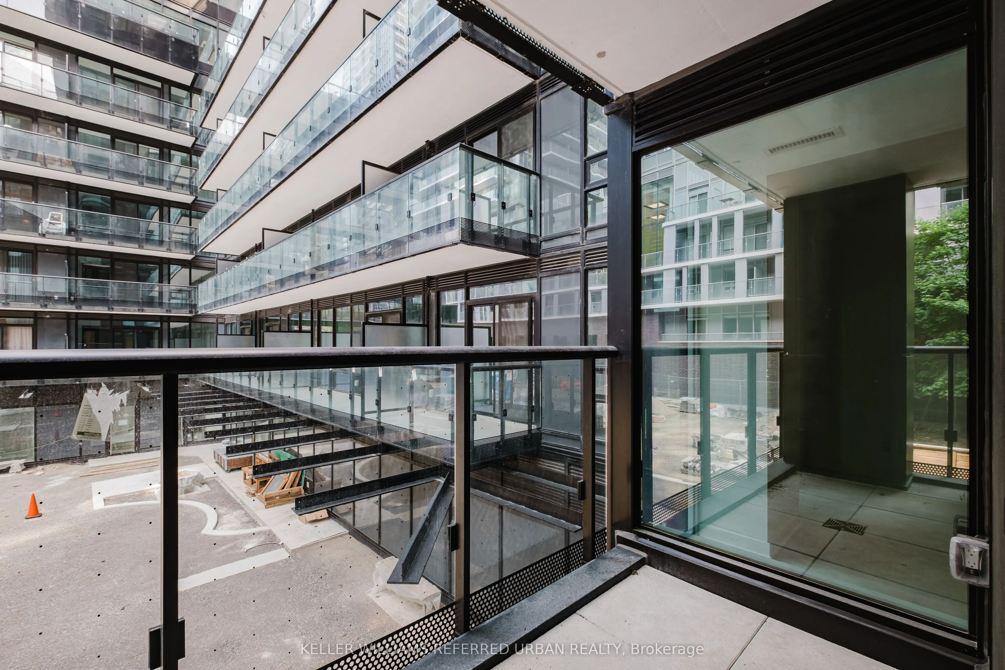 127 Broadway Avenue, #207