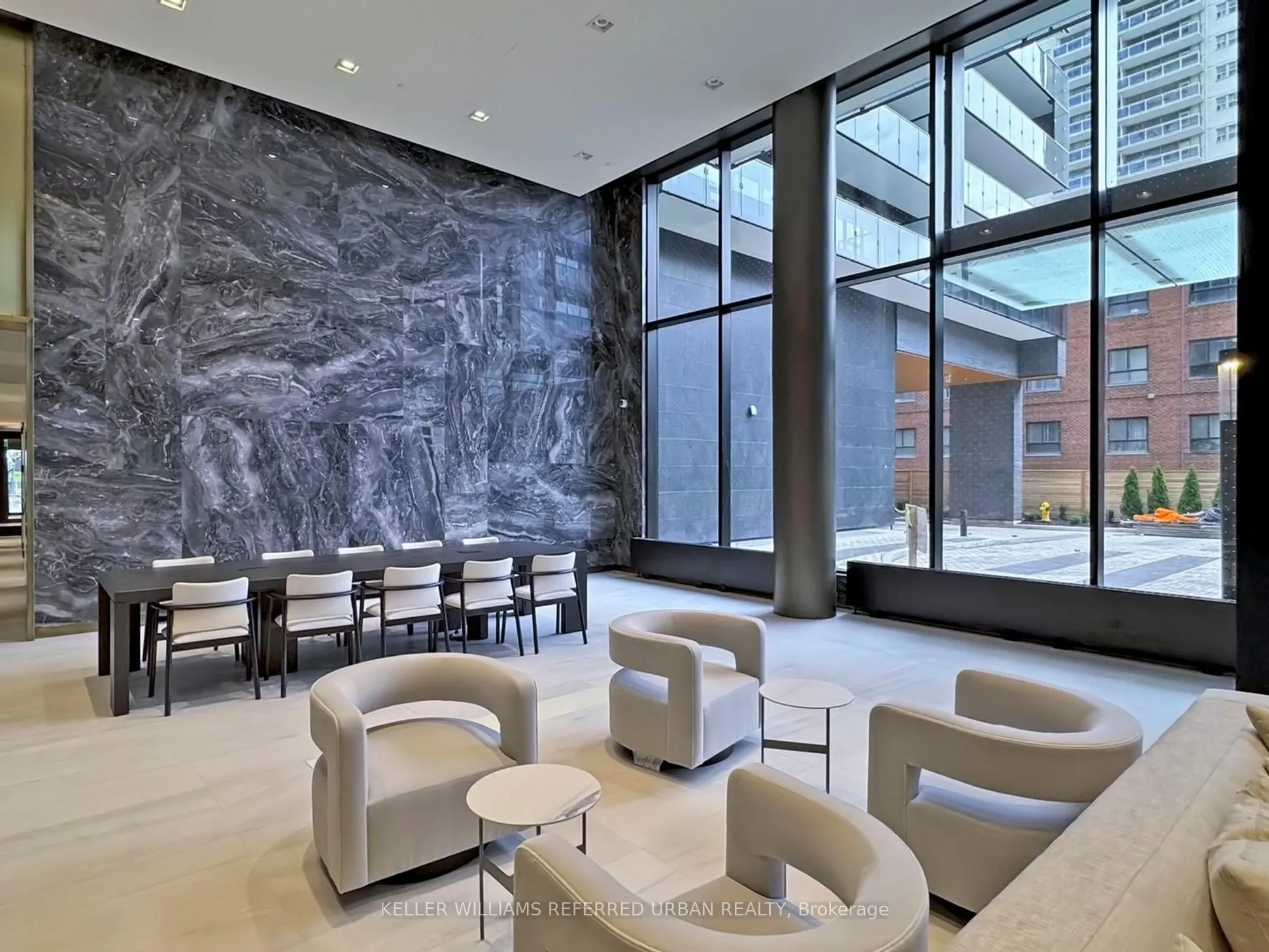 127 Broadway Avenue, #207