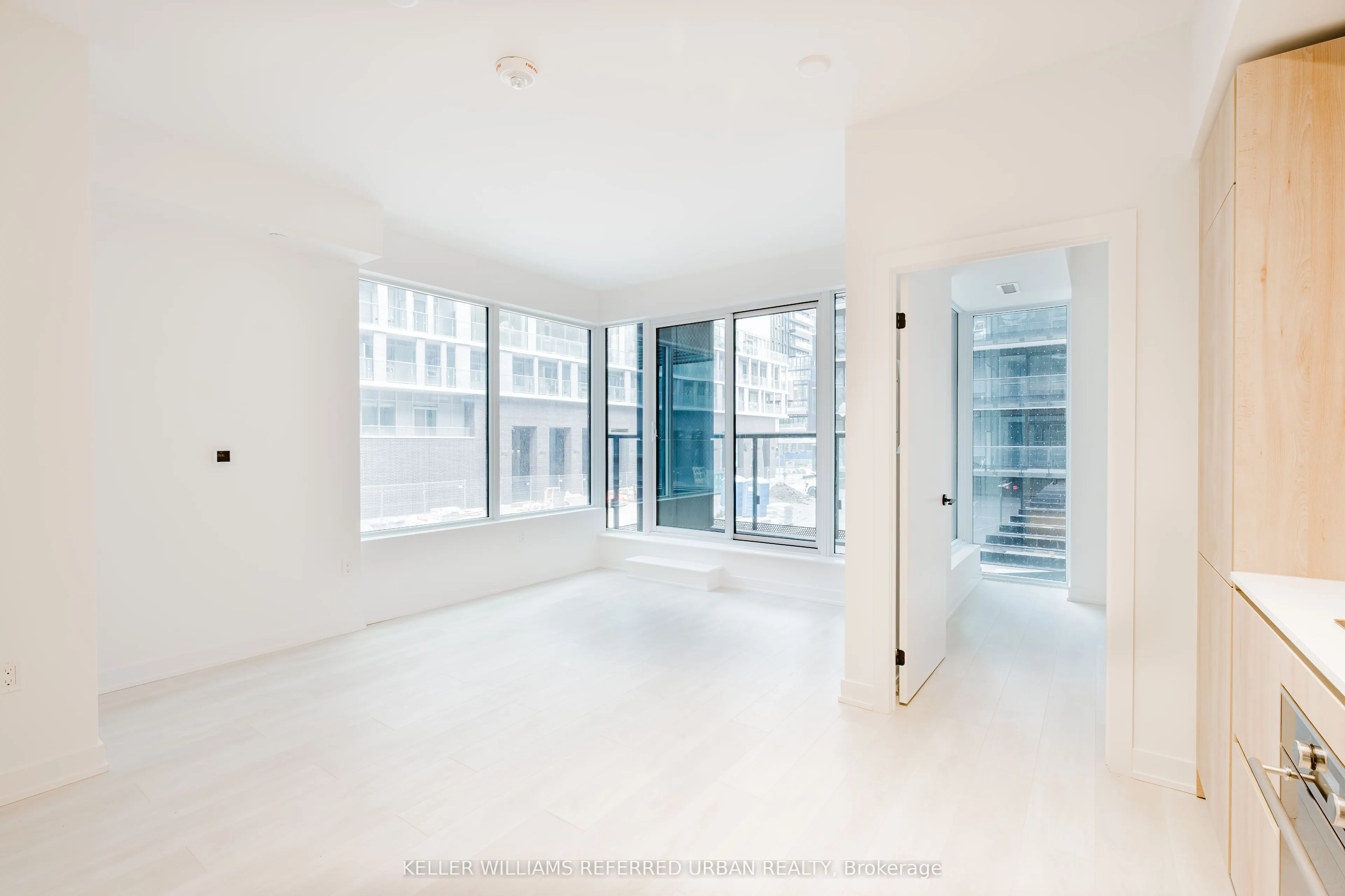 127 Broadway Avenue, #207