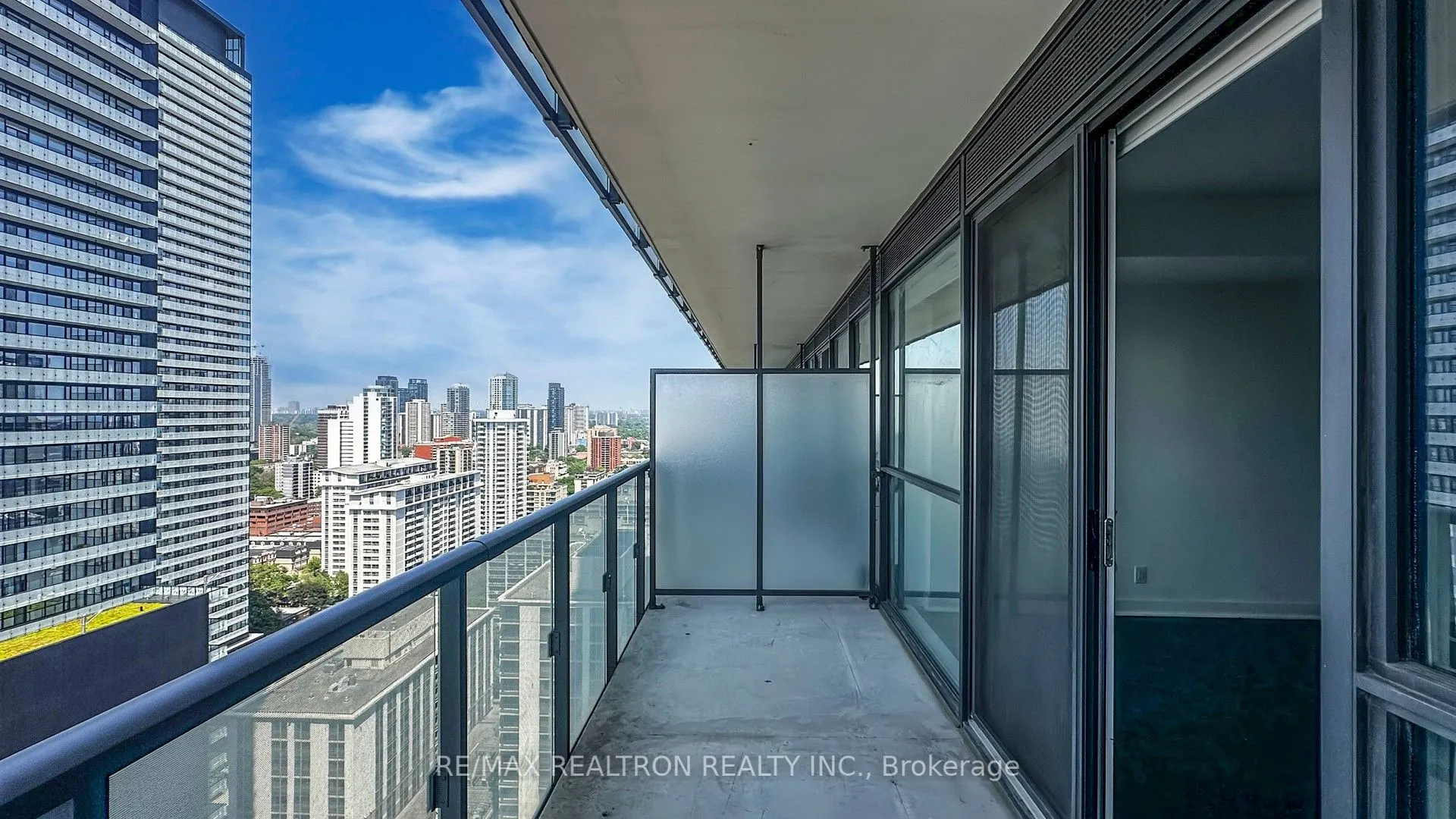 15 Grenville Street, #2706