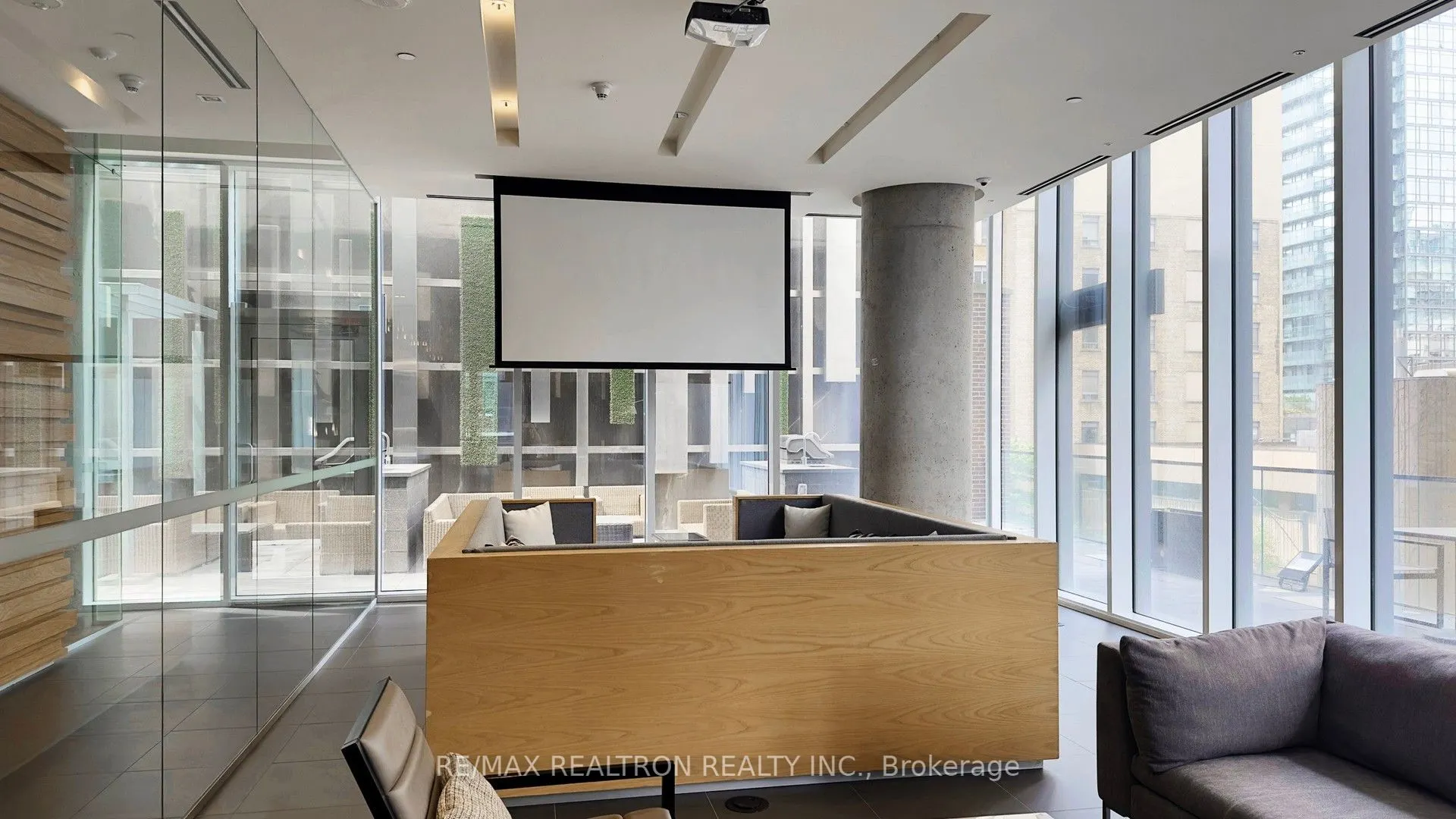 15 Grenville Street, #2706