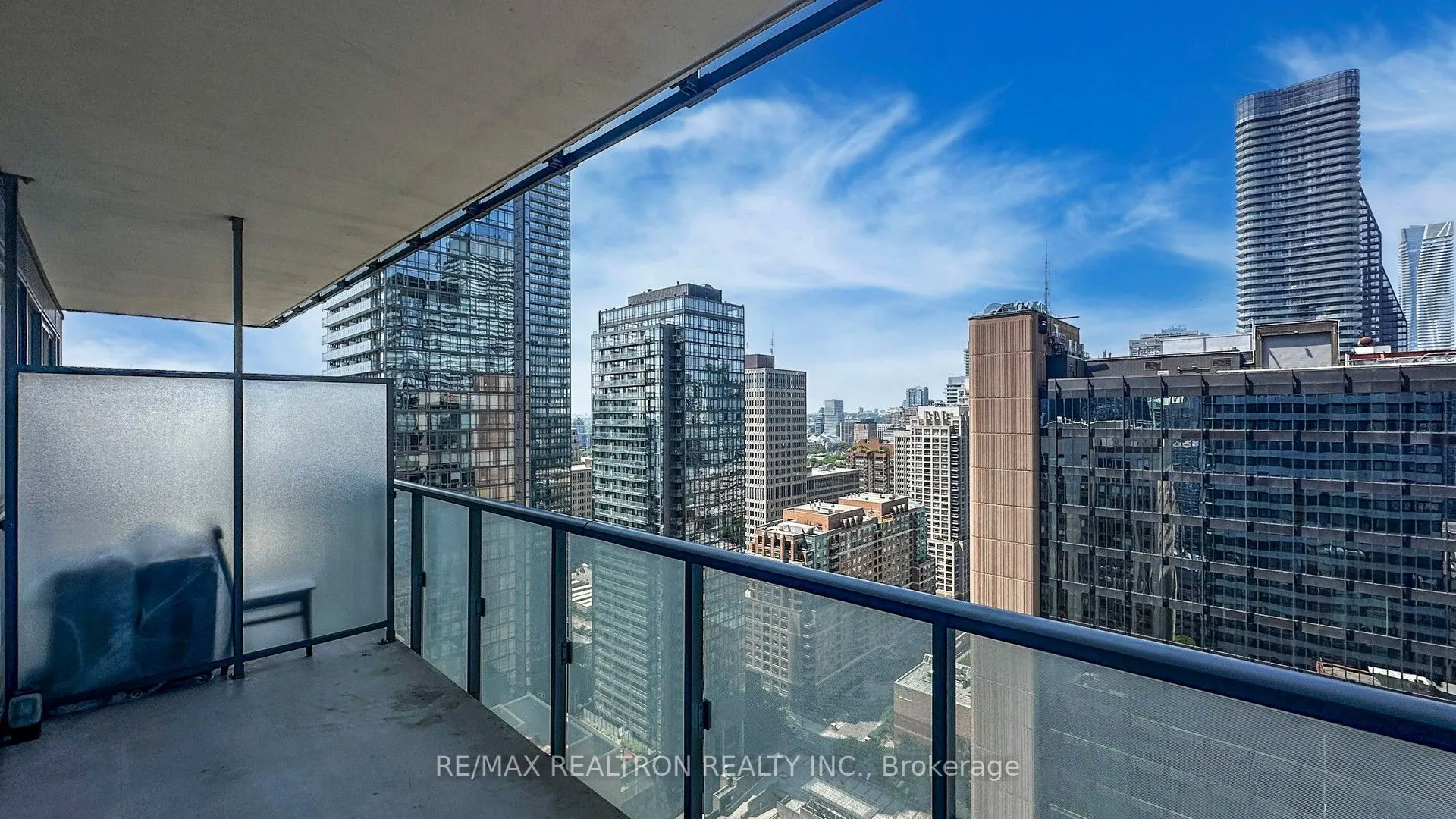 15 Grenville Street, #2706