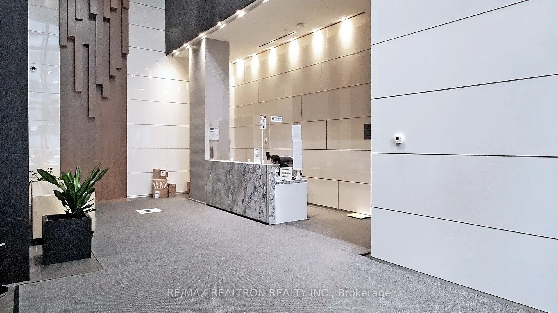 15 Grenville Street, #2706