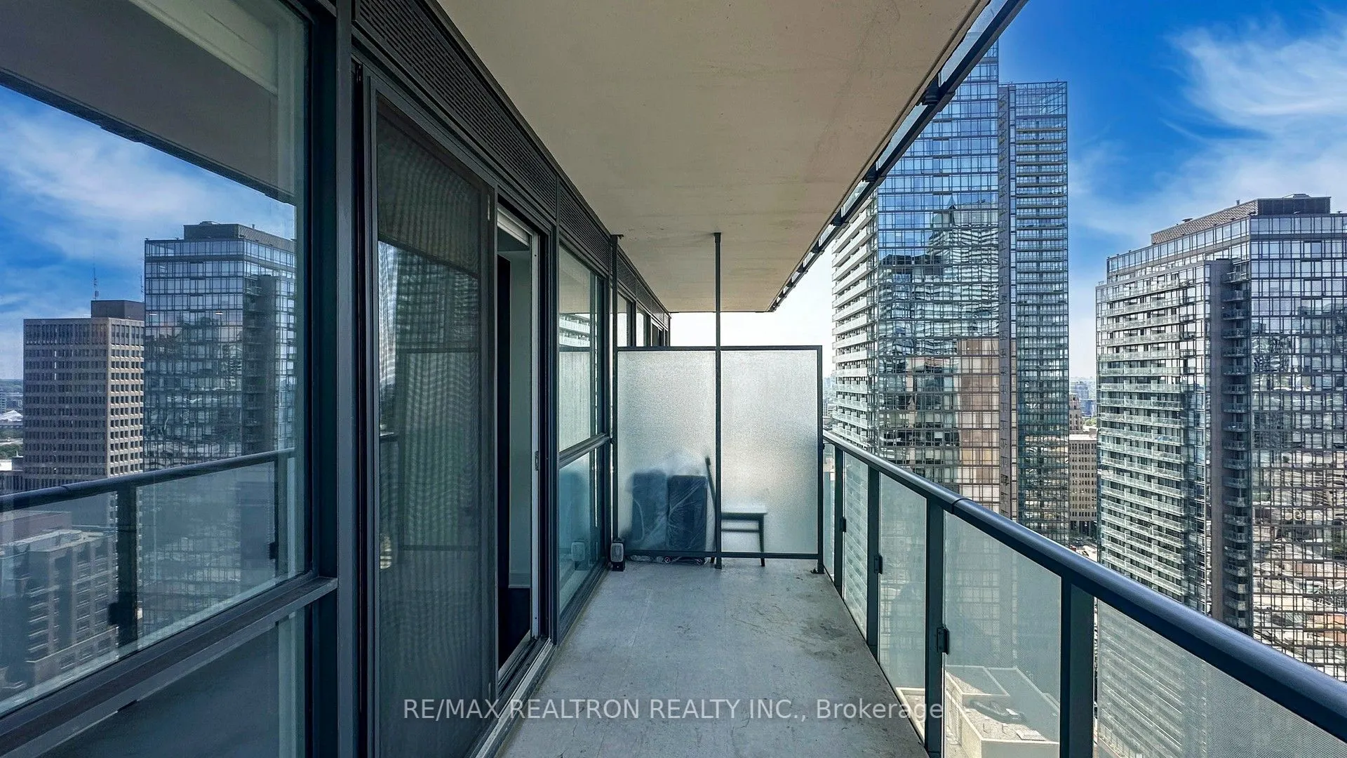 15 Grenville Street, #2706