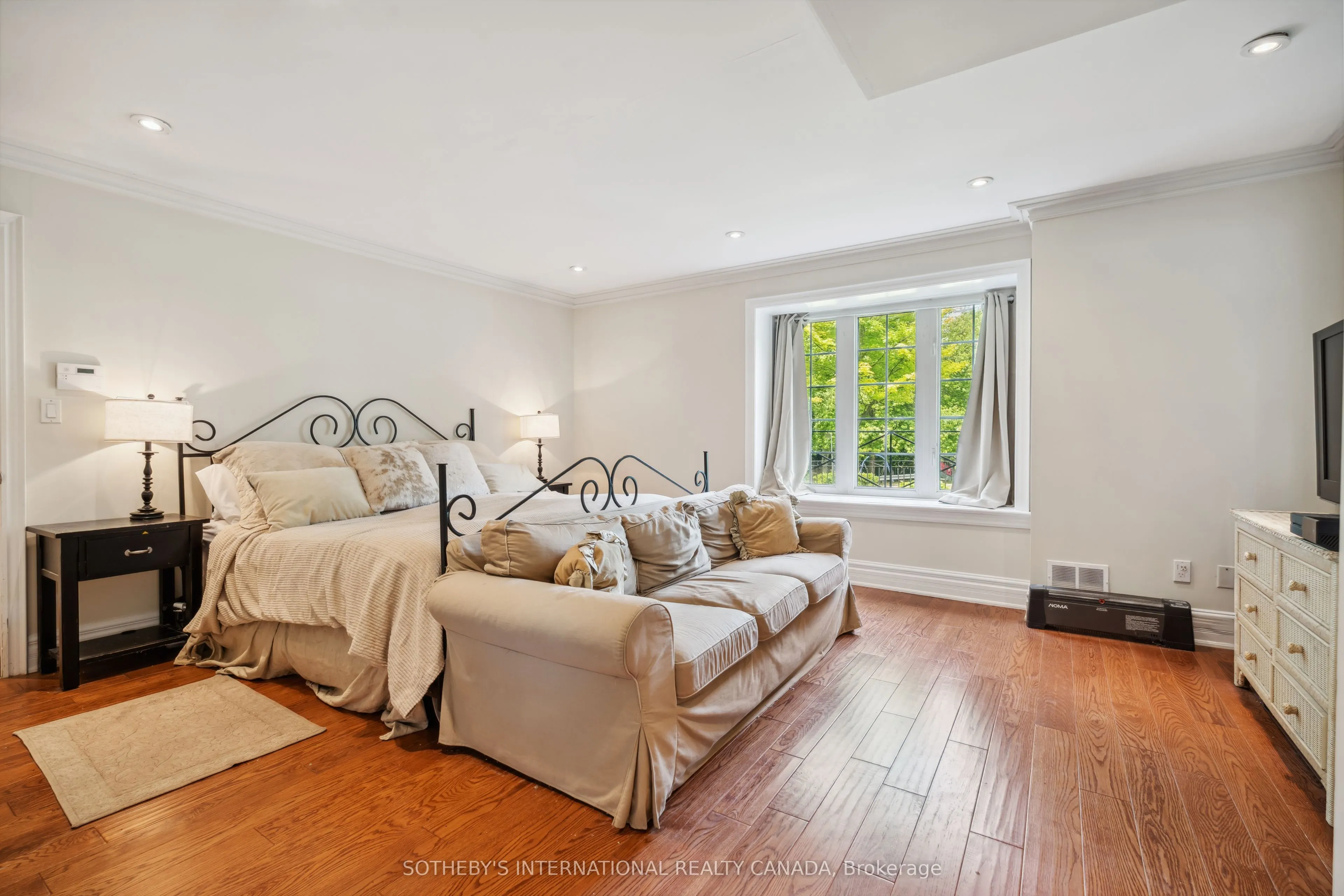 16 Relmar Road, #1