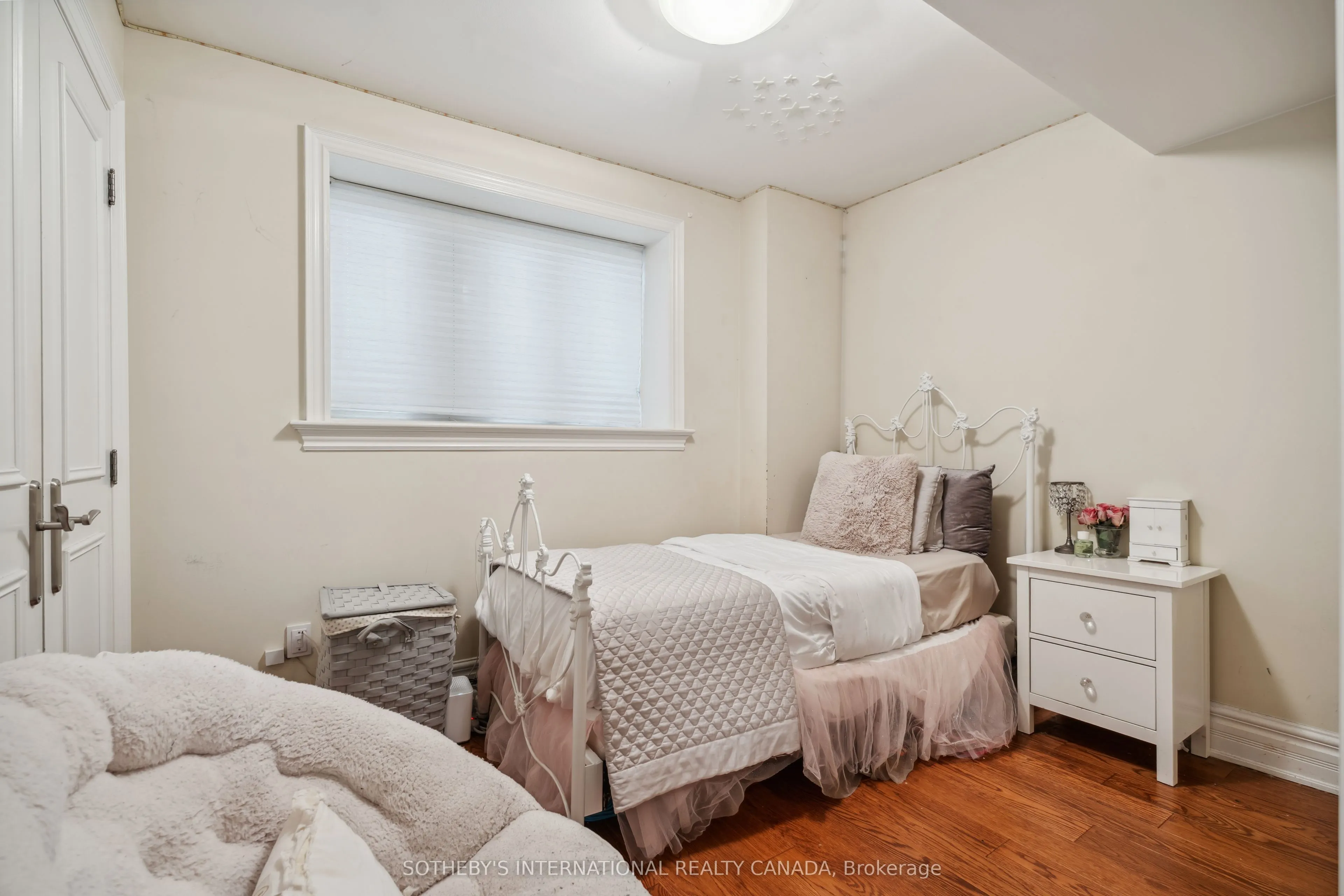 16 Relmar Road, #1
