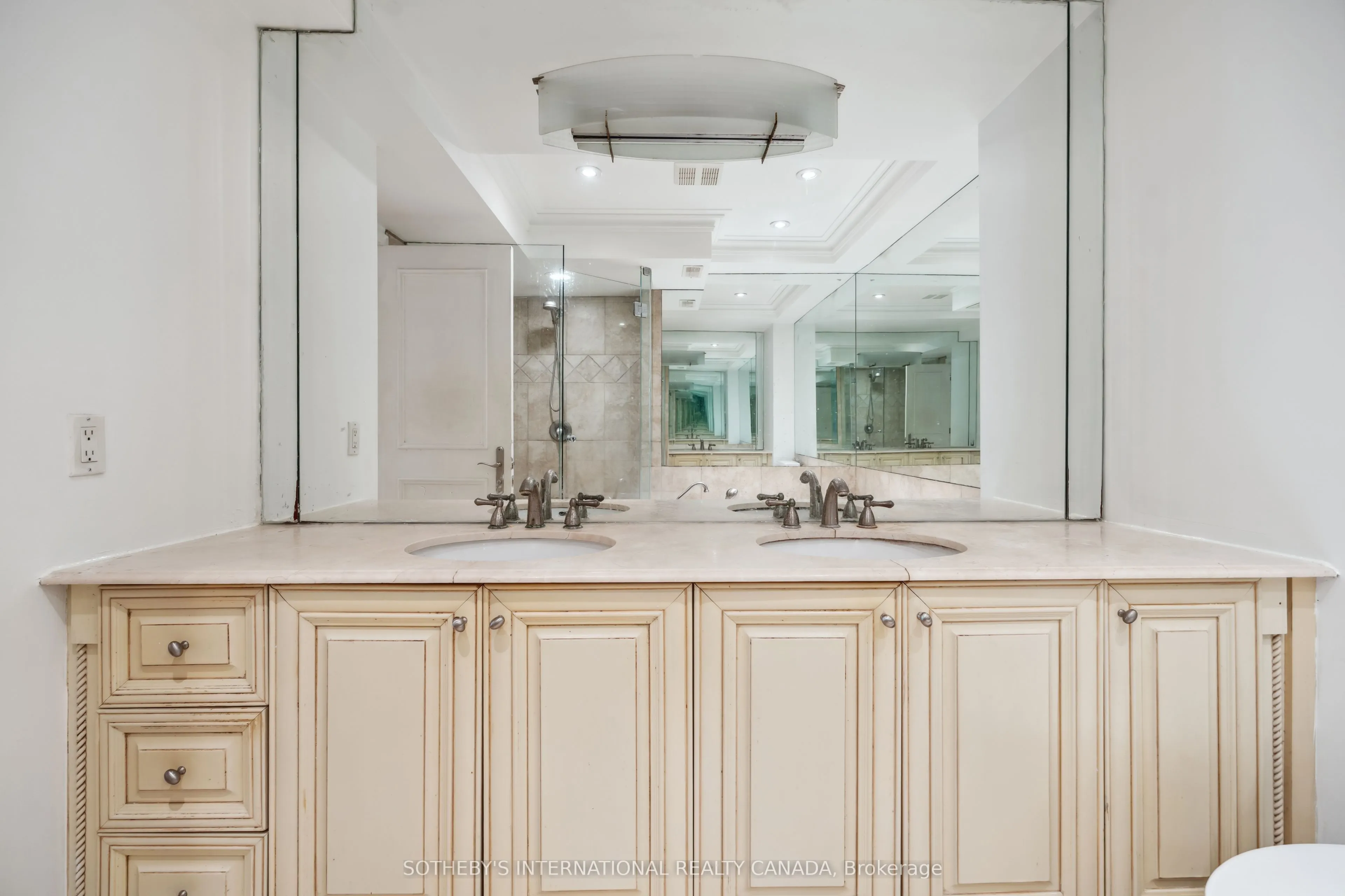 16 Relmar Road, #1