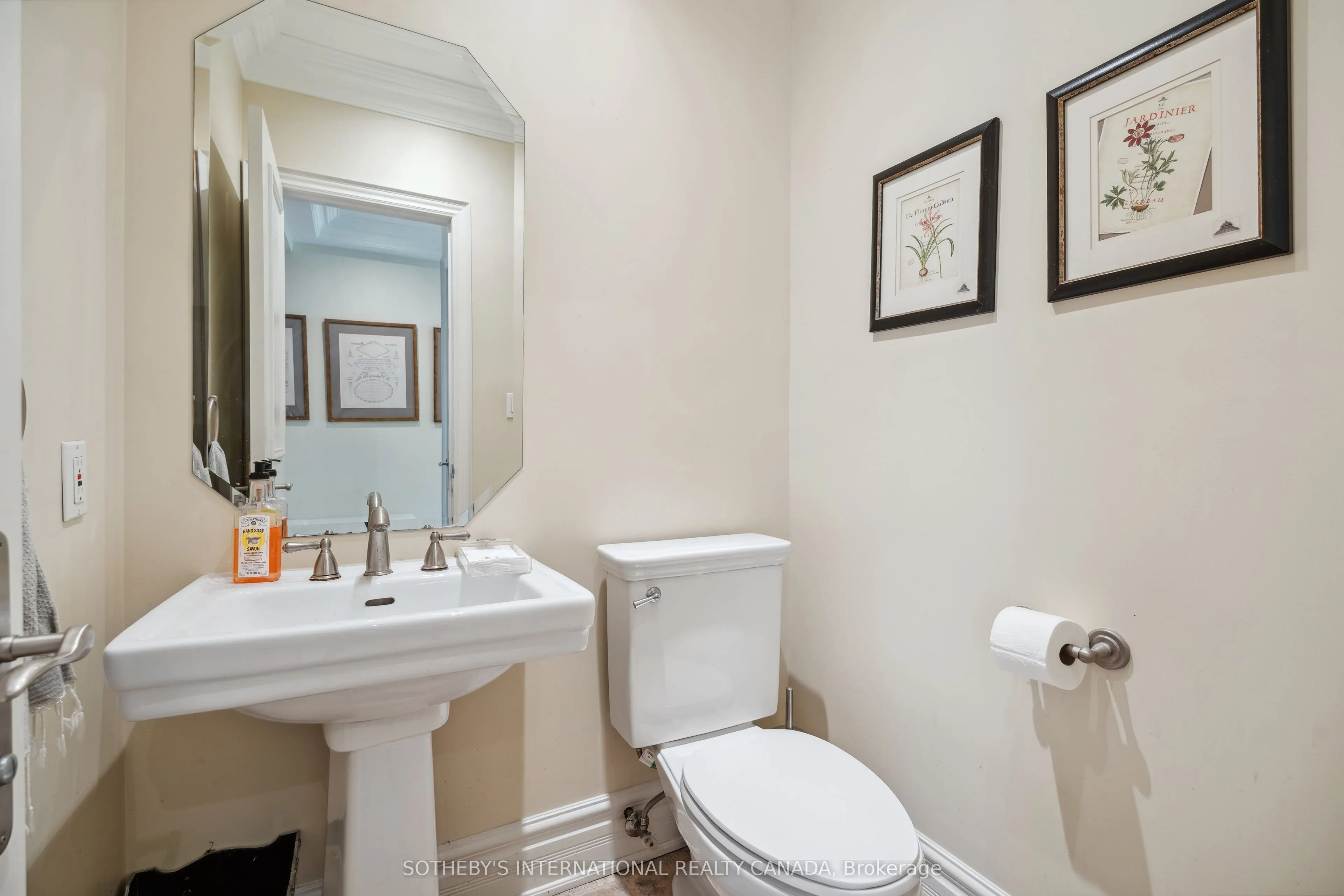 16 Relmar Road, #1