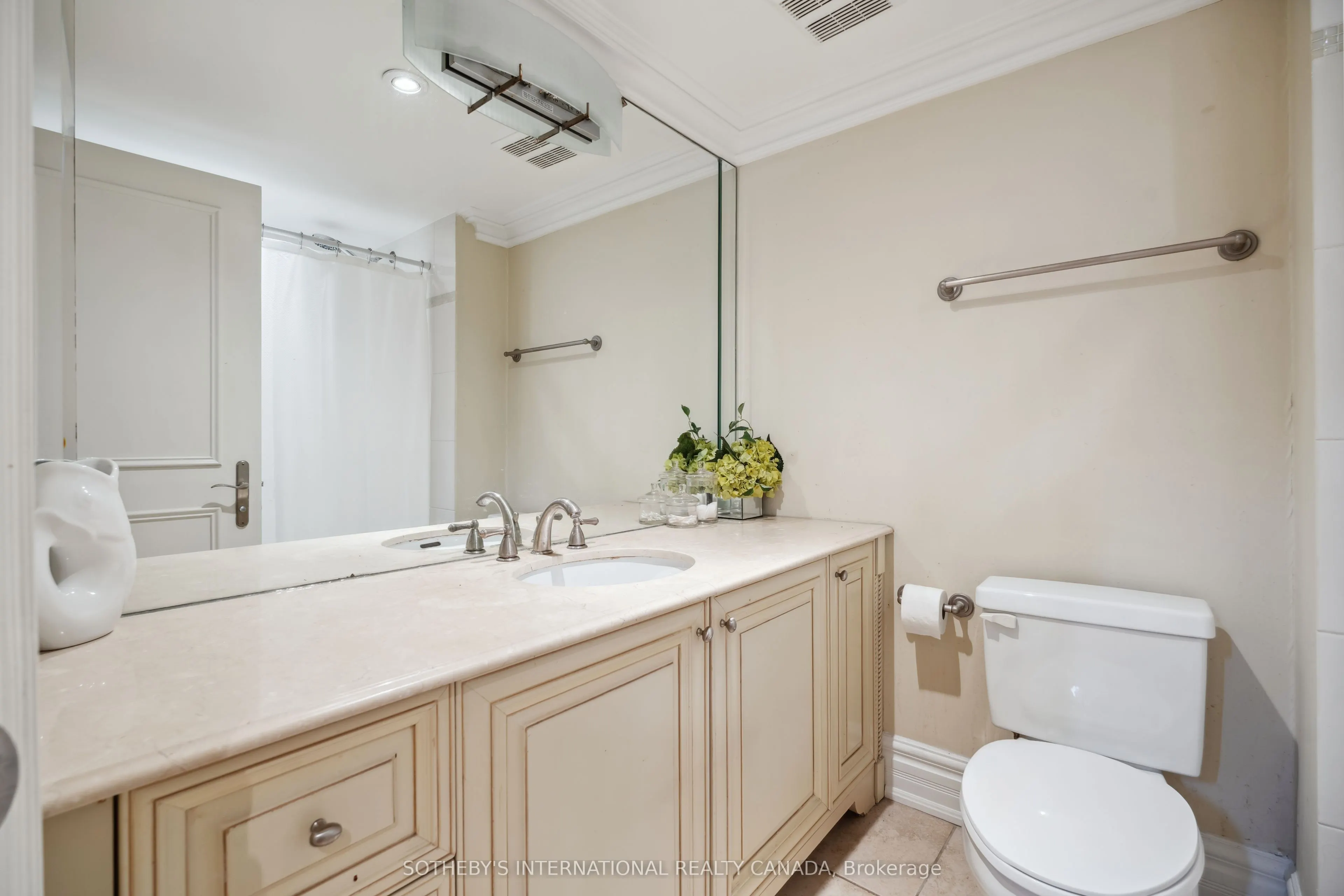 16 Relmar Road, #1