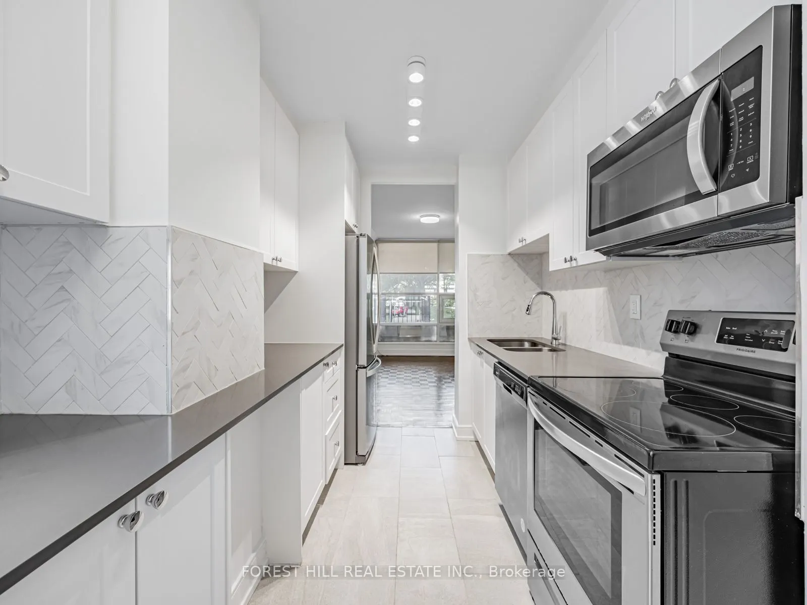 7 Jackes Avenue, #103