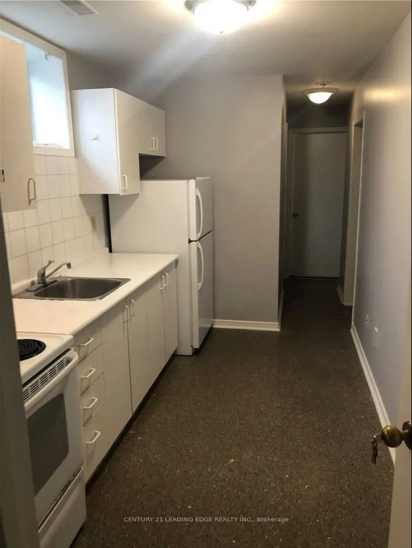527 Glengarry Avenue, #Bsmt 2