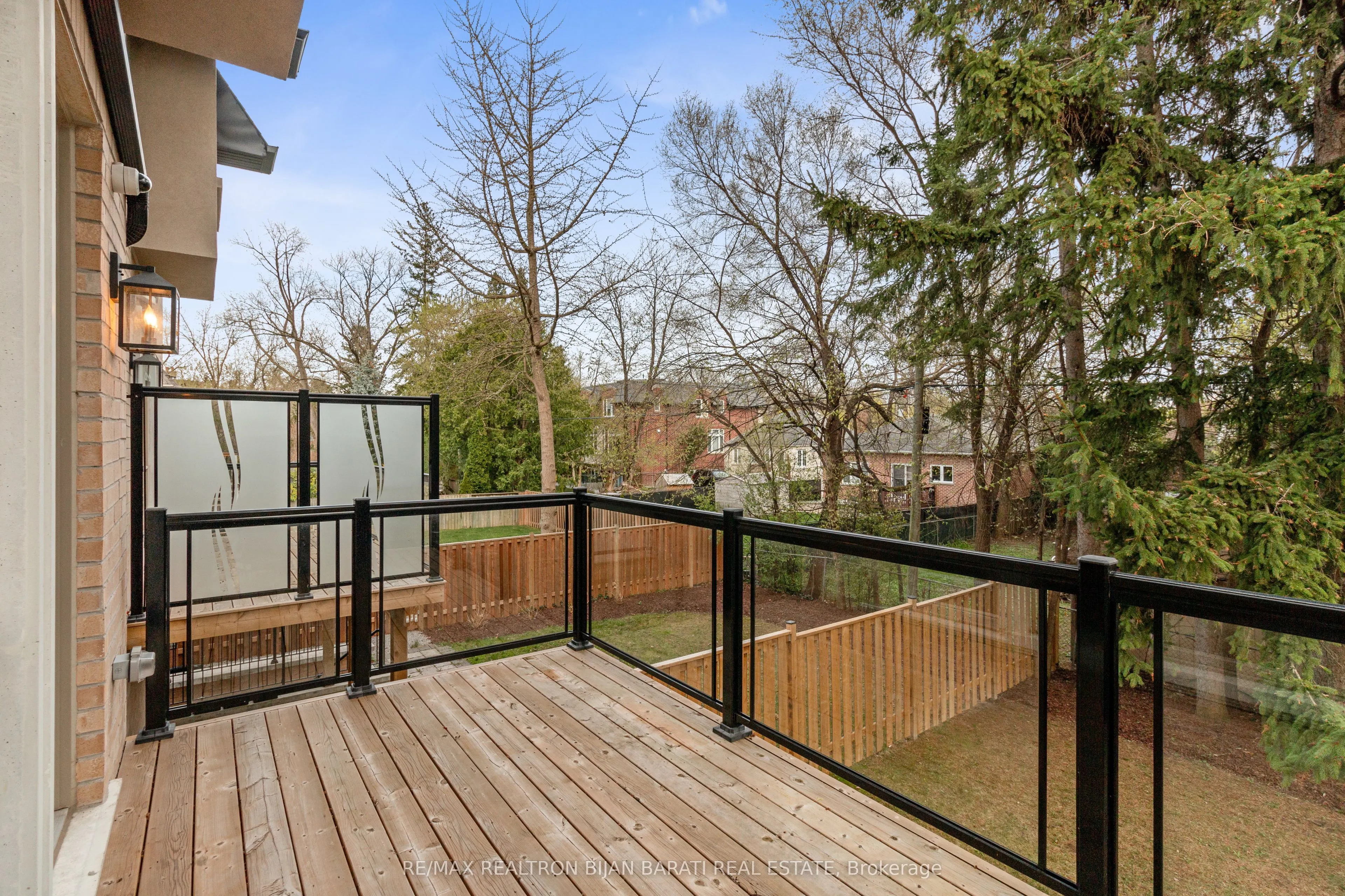 109 Kingsdale Avenue