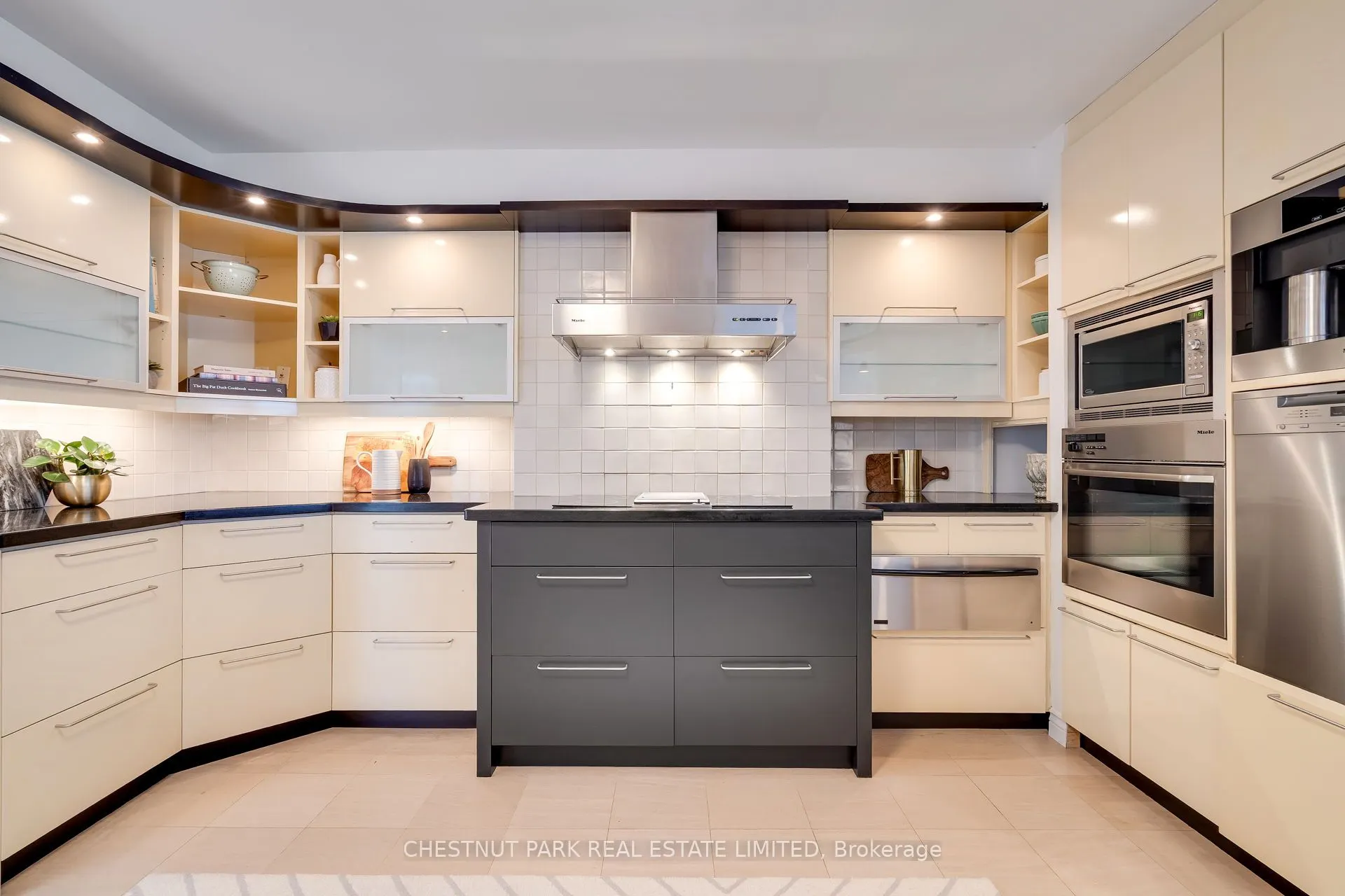 388 Bloor Street E, #703
