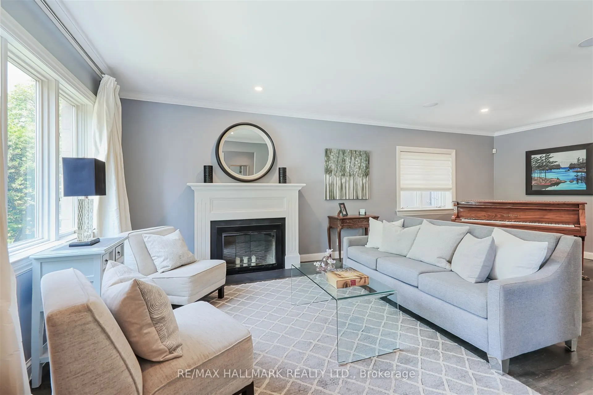 27 Cameron Crescent