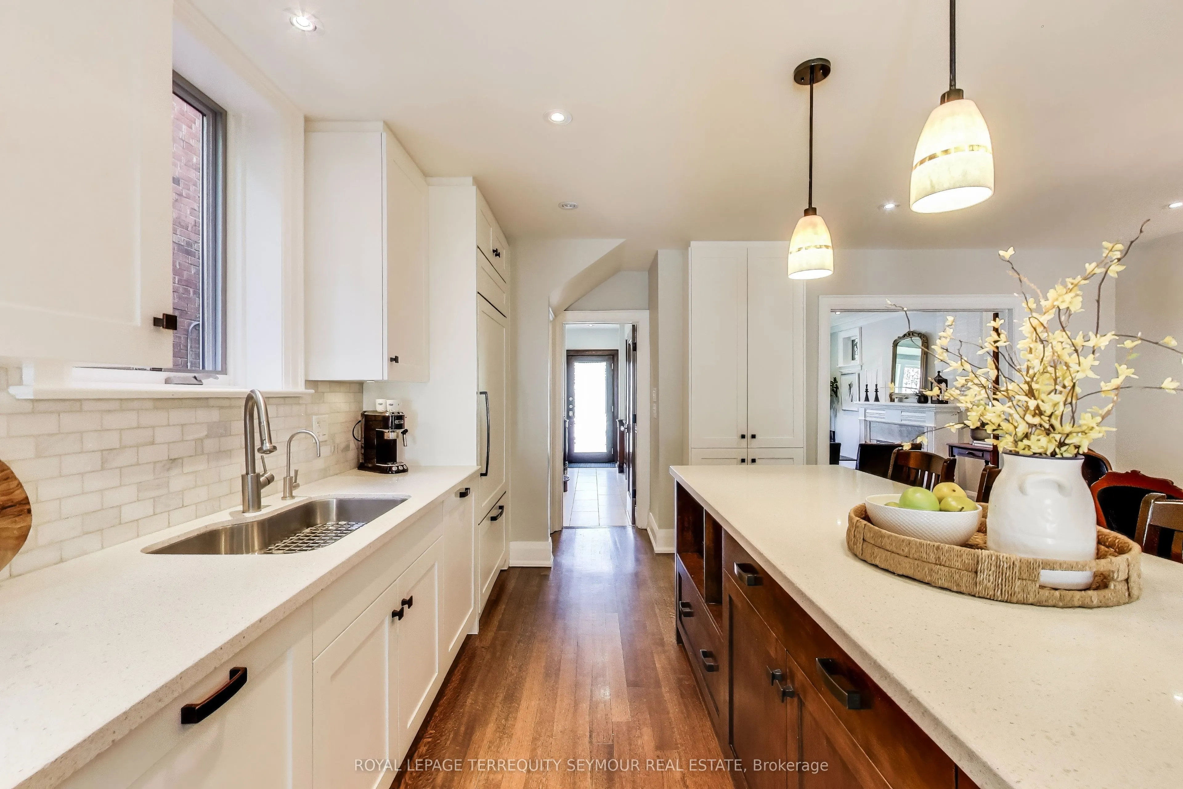 275 Fairlawn Avenue