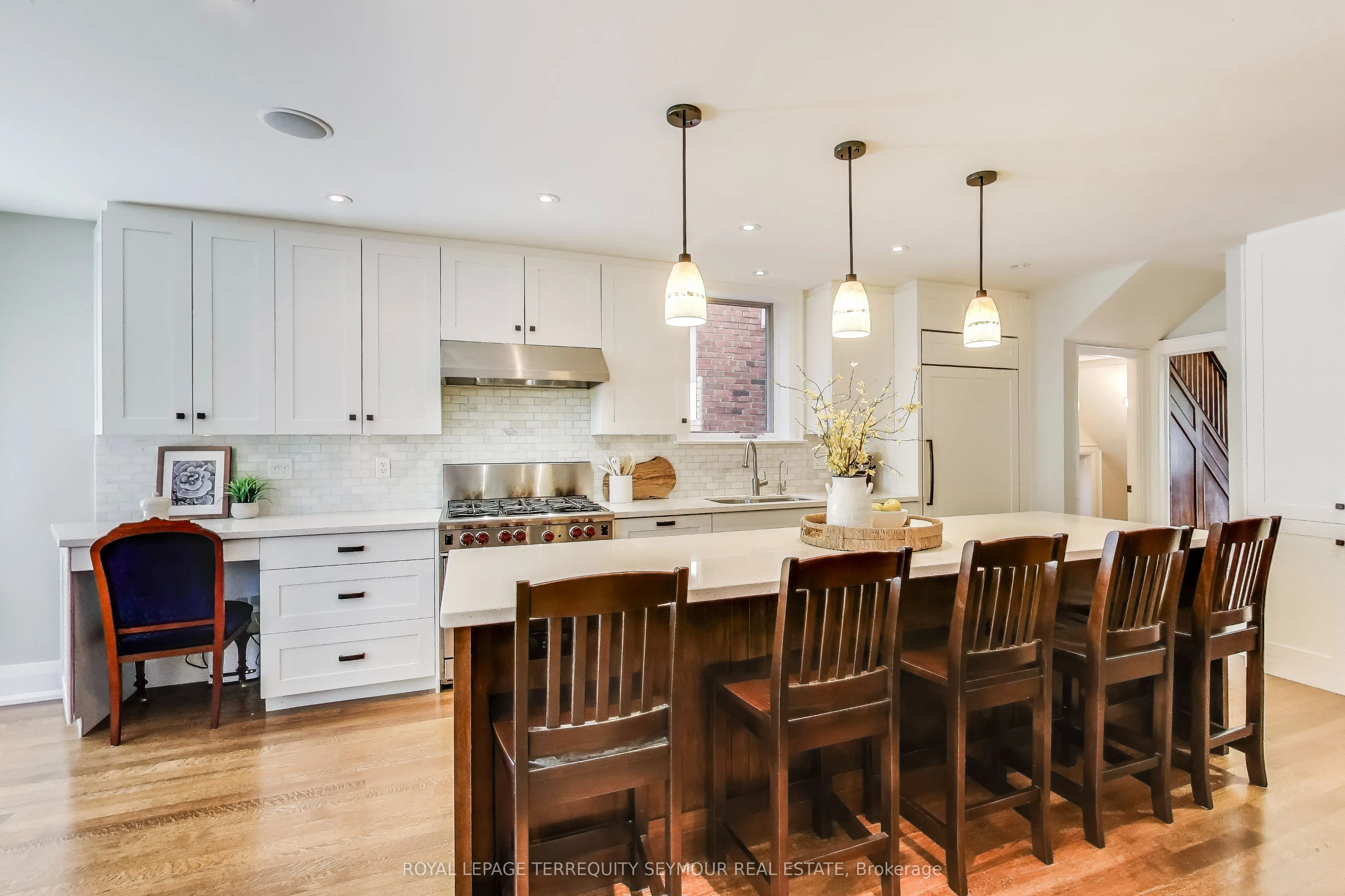 275 Fairlawn Avenue