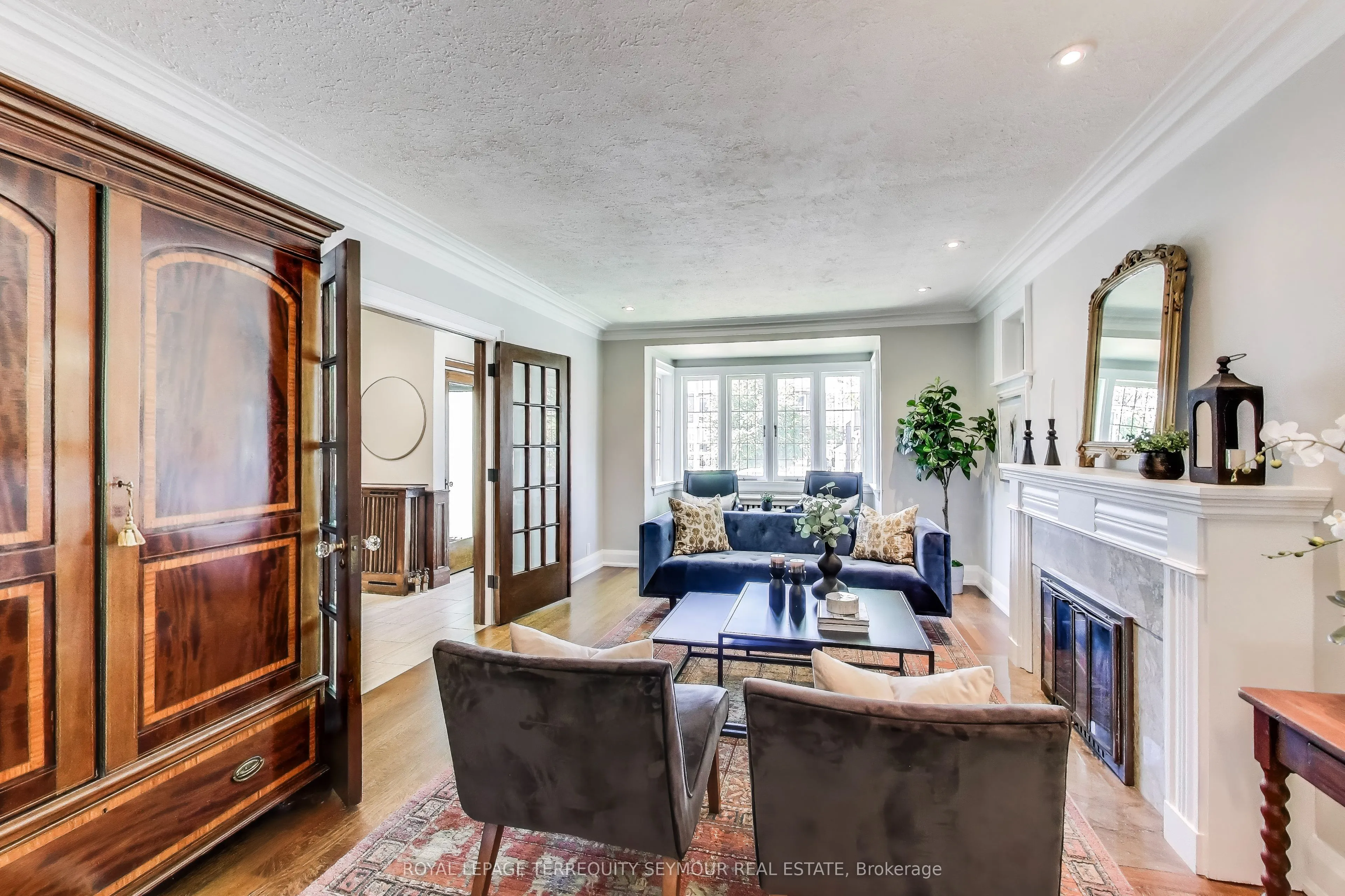 275 Fairlawn Avenue