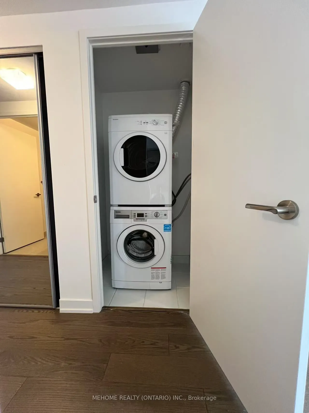 11 Wellesley St W, #4203