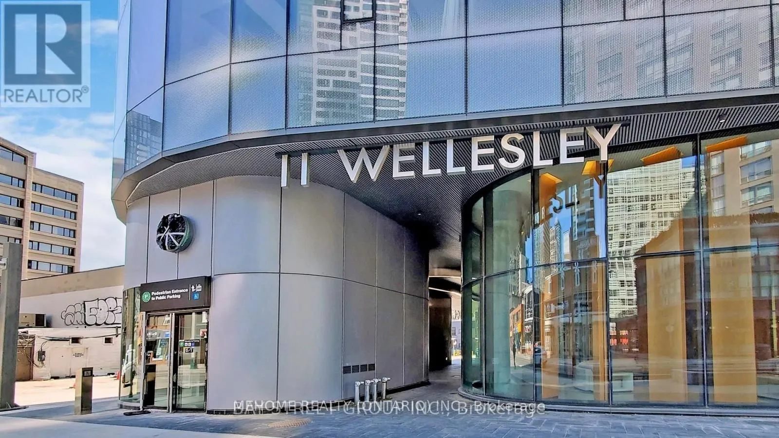 11 Wellesley St W, #4203