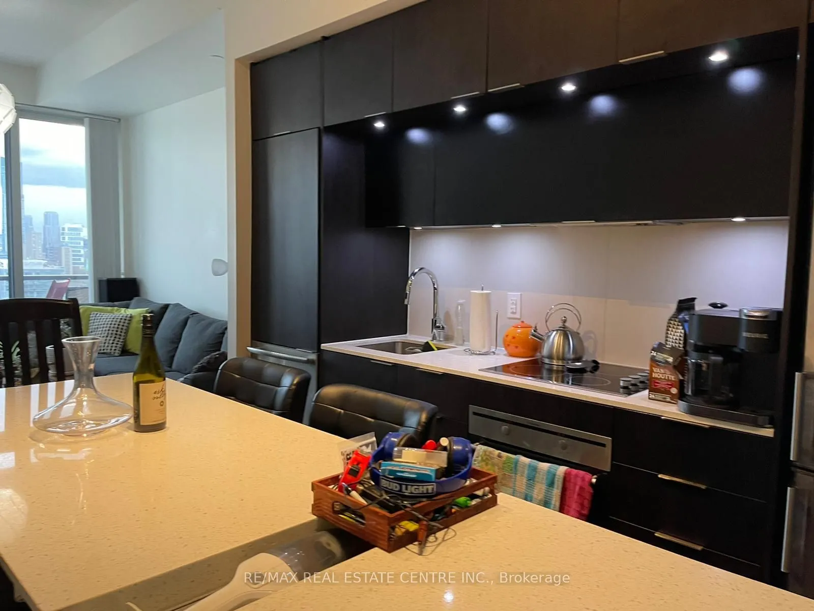 170 Sumach Street, #2407
