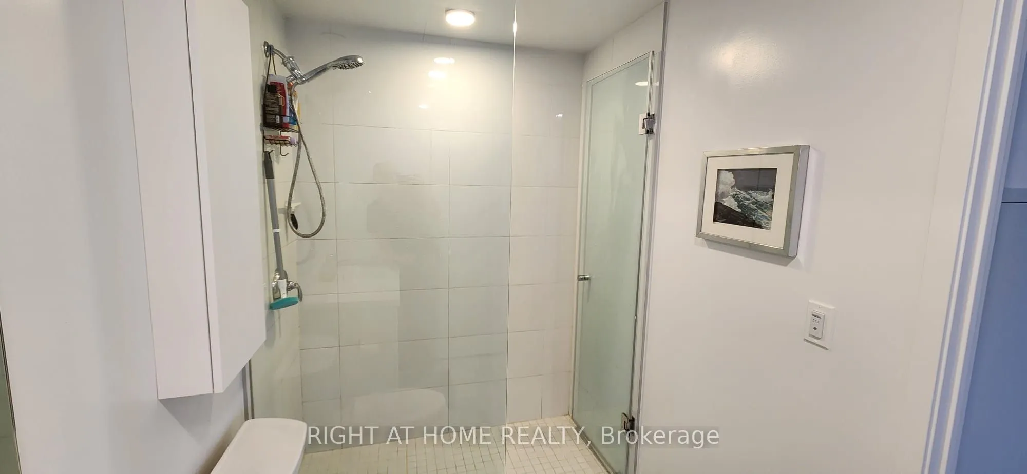 20 O'Neill Road, #527