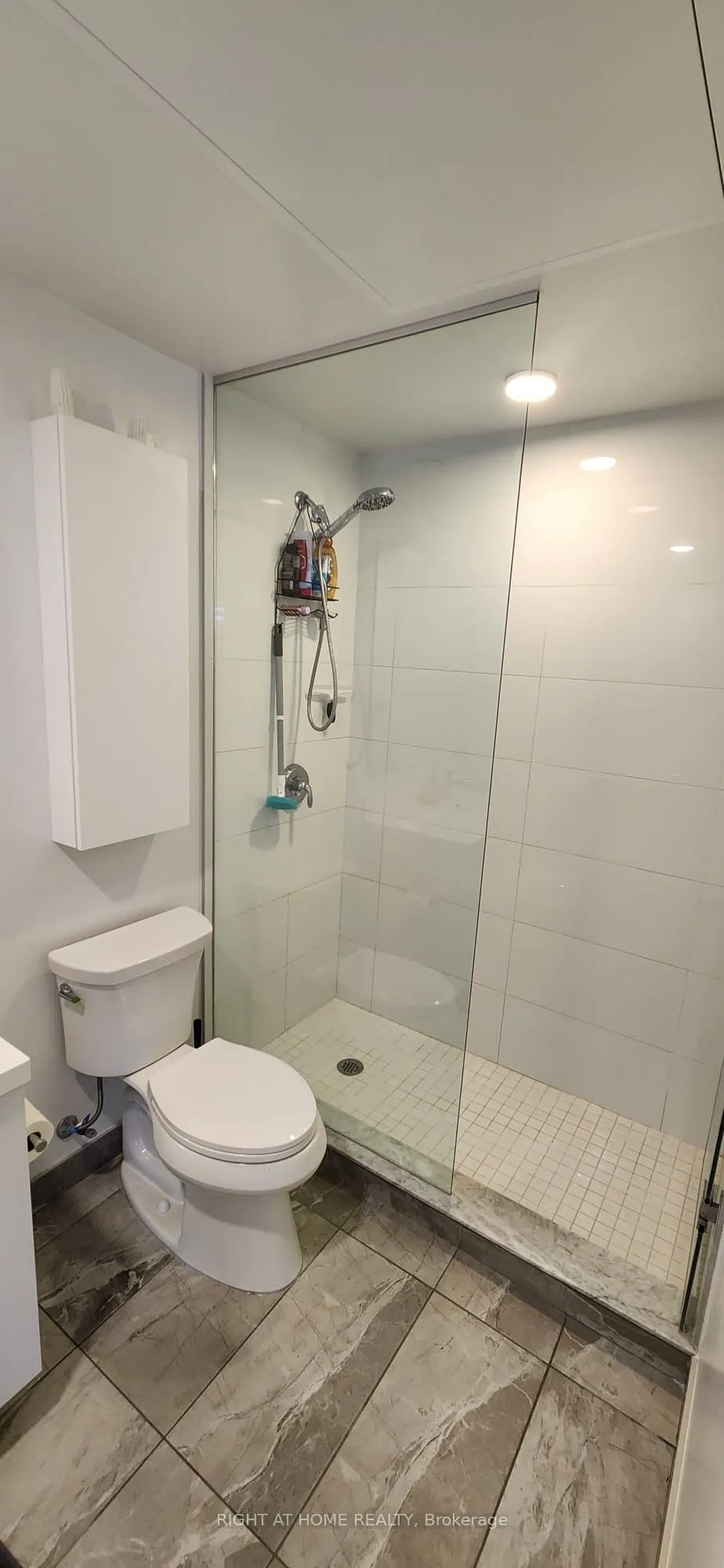 20 O'Neill Road, #527