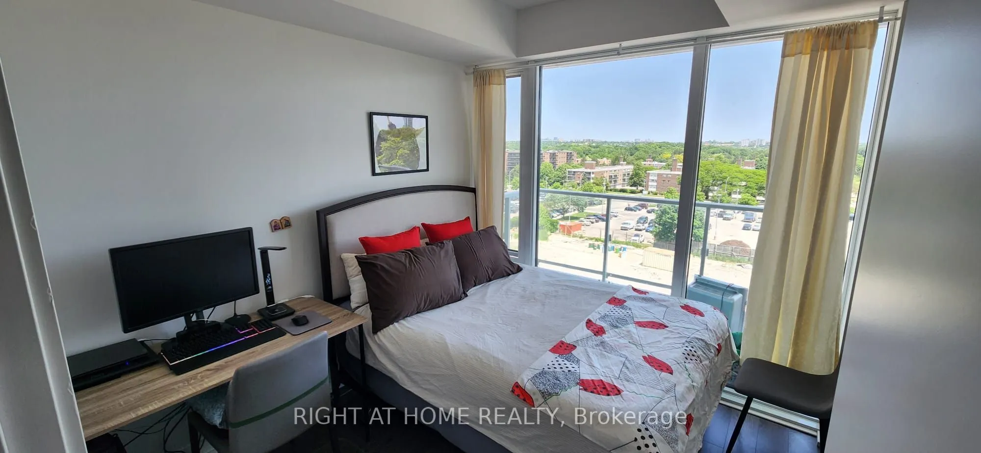 20 O'Neill Road, #527