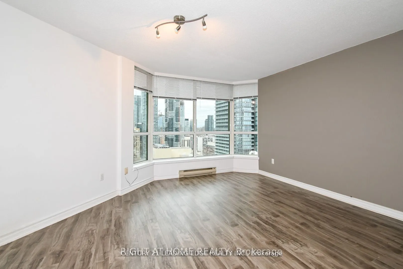 38 Elm Street, #3305