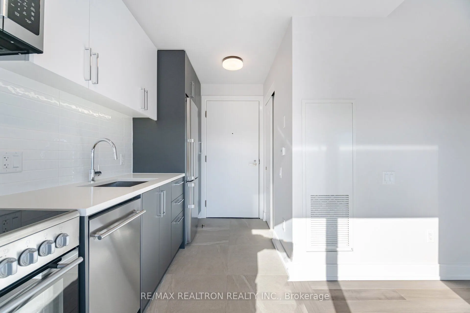 2525 Bathurst Street, #1110