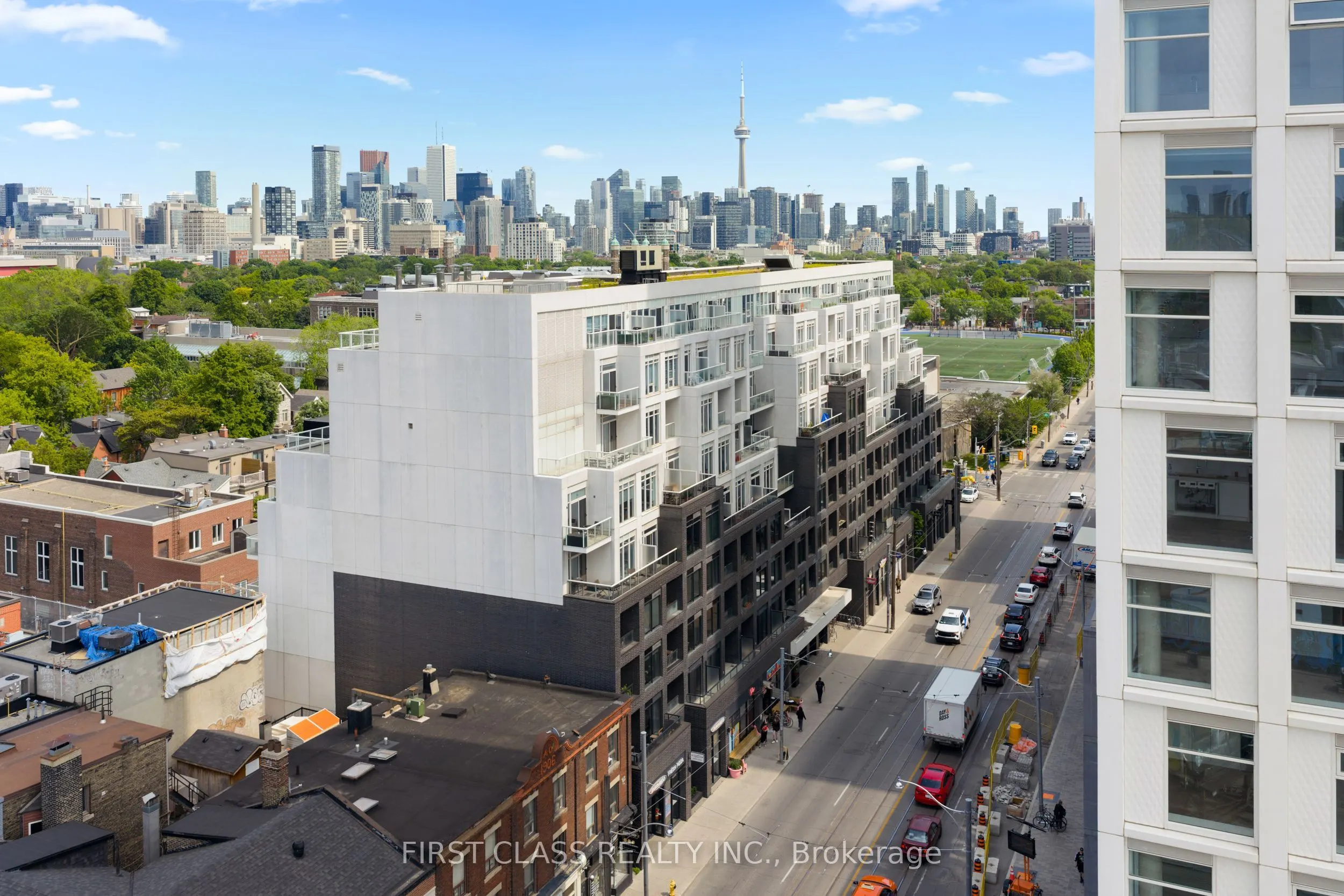 783 Bathurst Street, #413