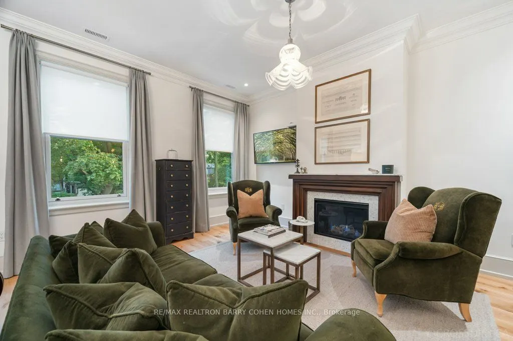 23 Lytton Boulevard