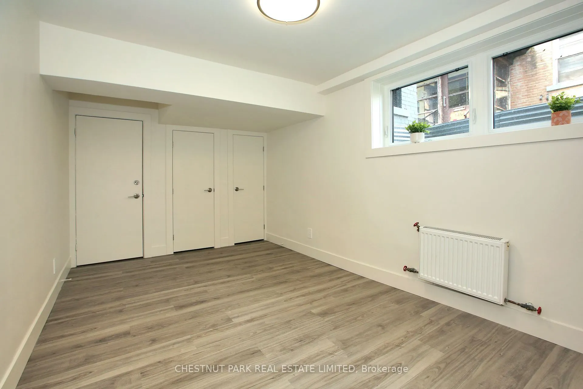 1492 Avenue Road, #1