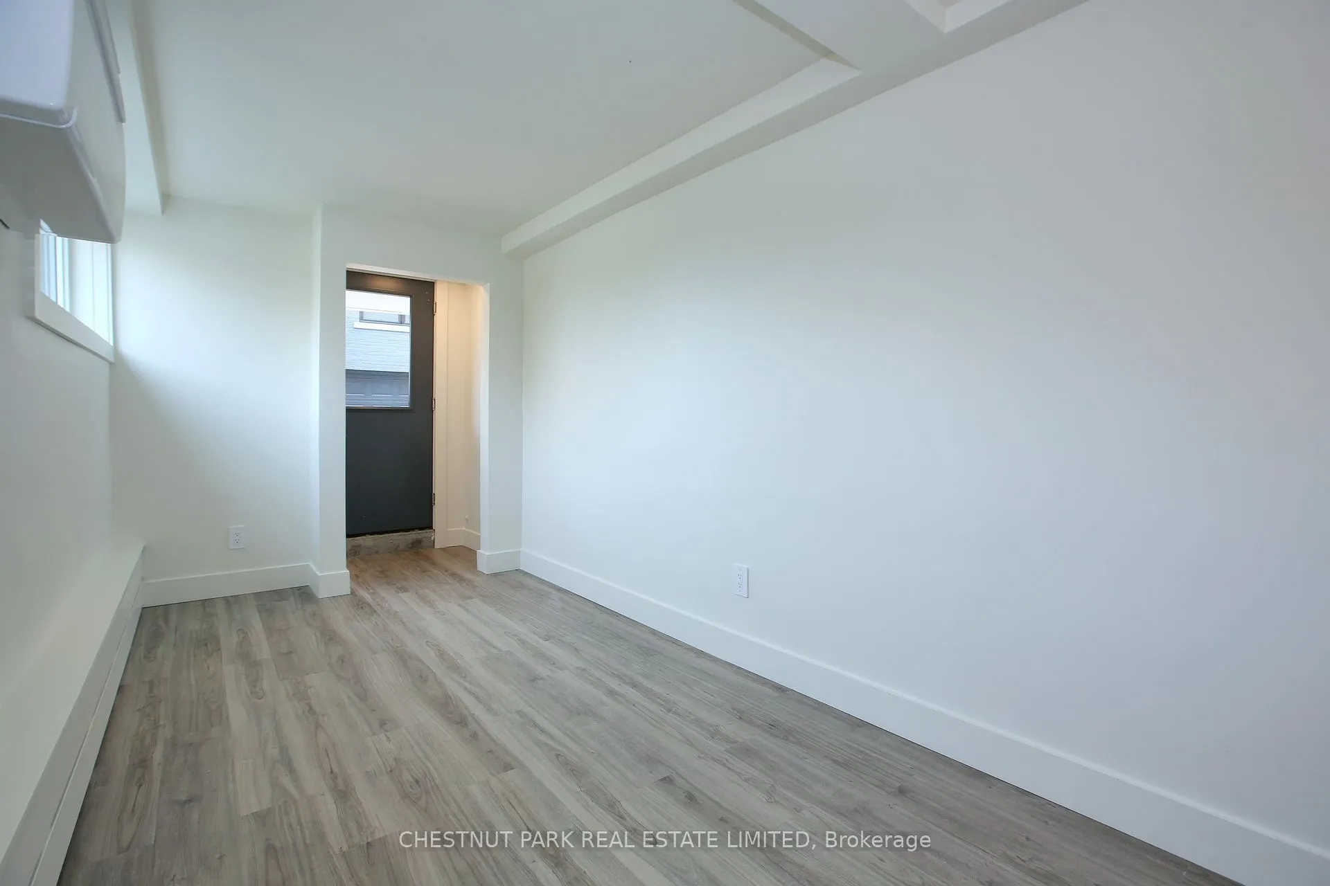 1492 Avenue Road, #1