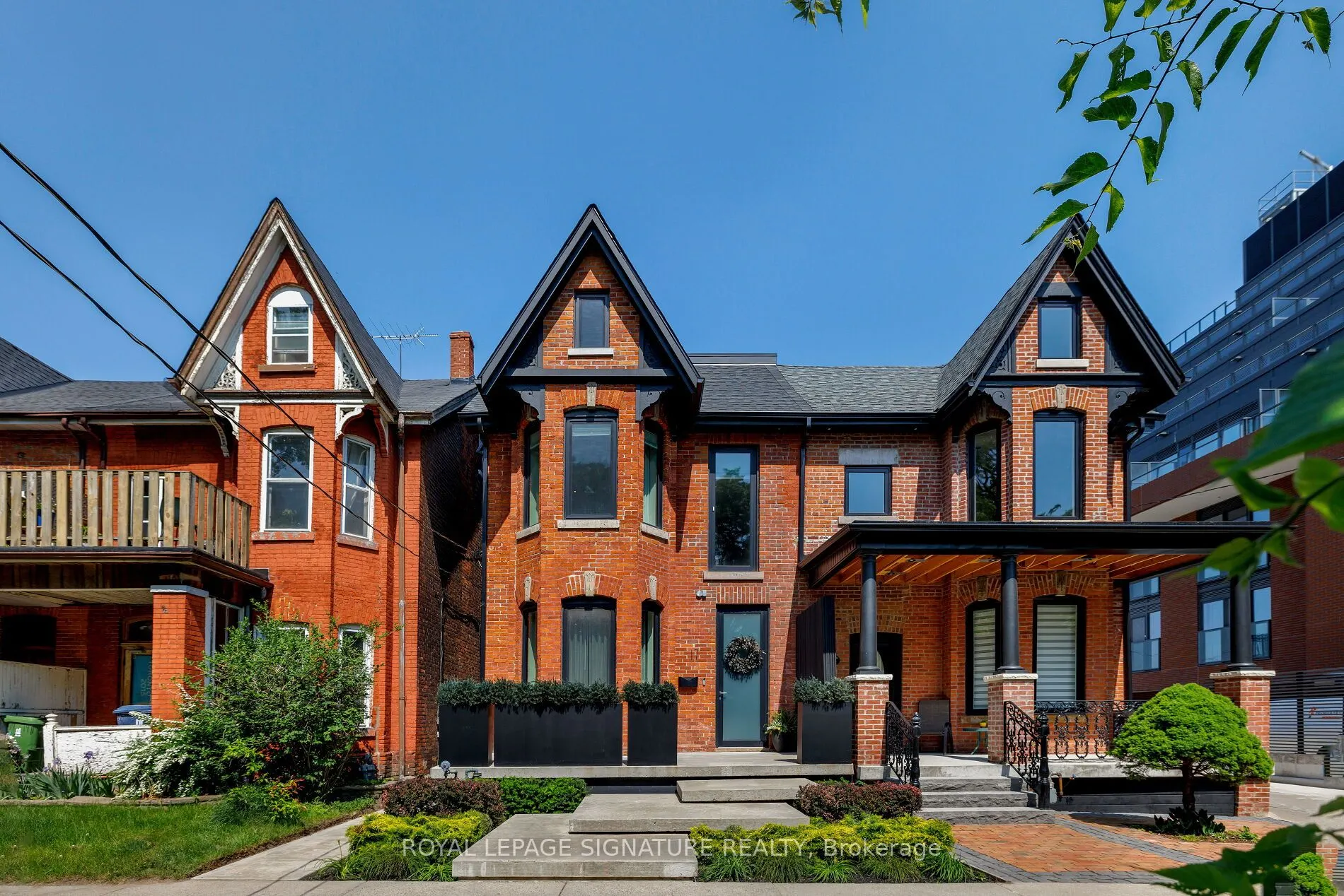 17 Lakeview Avenue