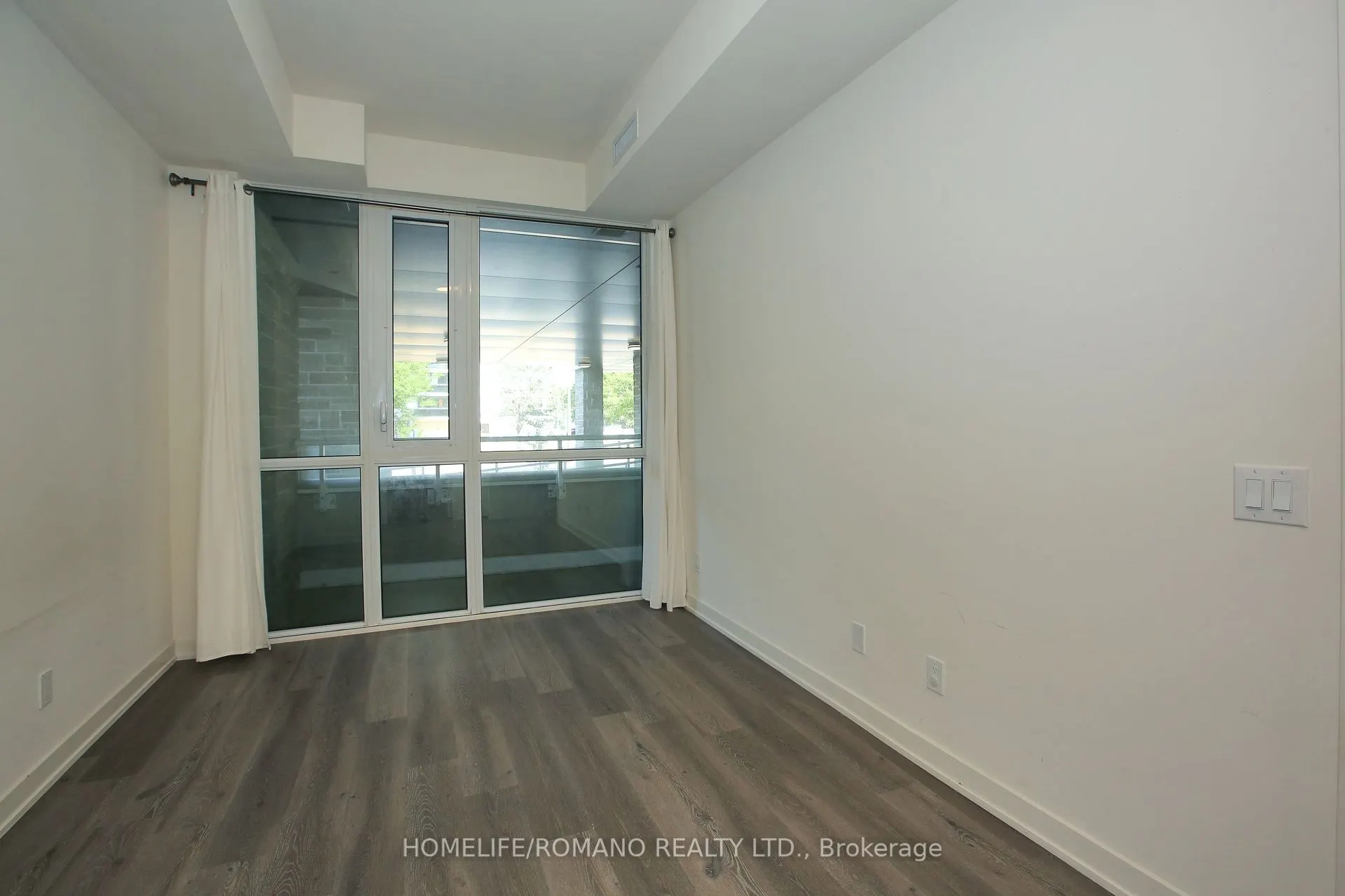 10 Deerlick Court, #207