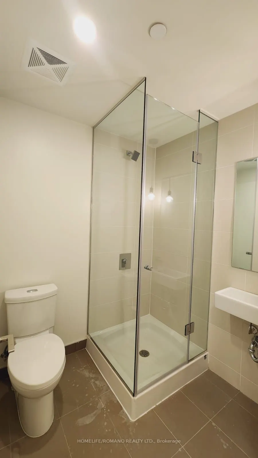 10 Deerlick Court, #207
