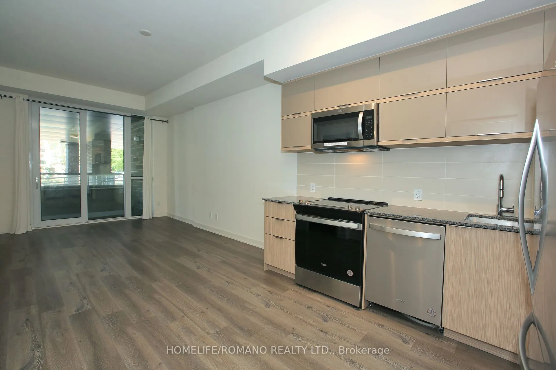 10 Deerlick Court, #207